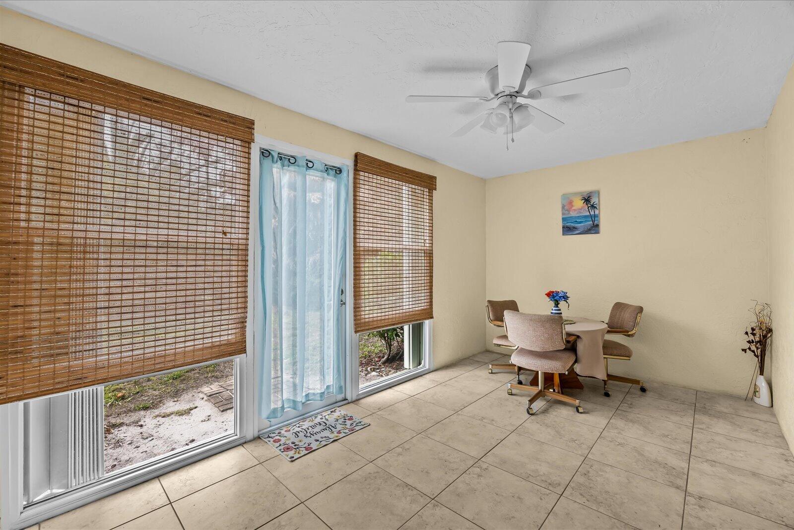 2074 Se Wild Meadow Circle Property Photo 15