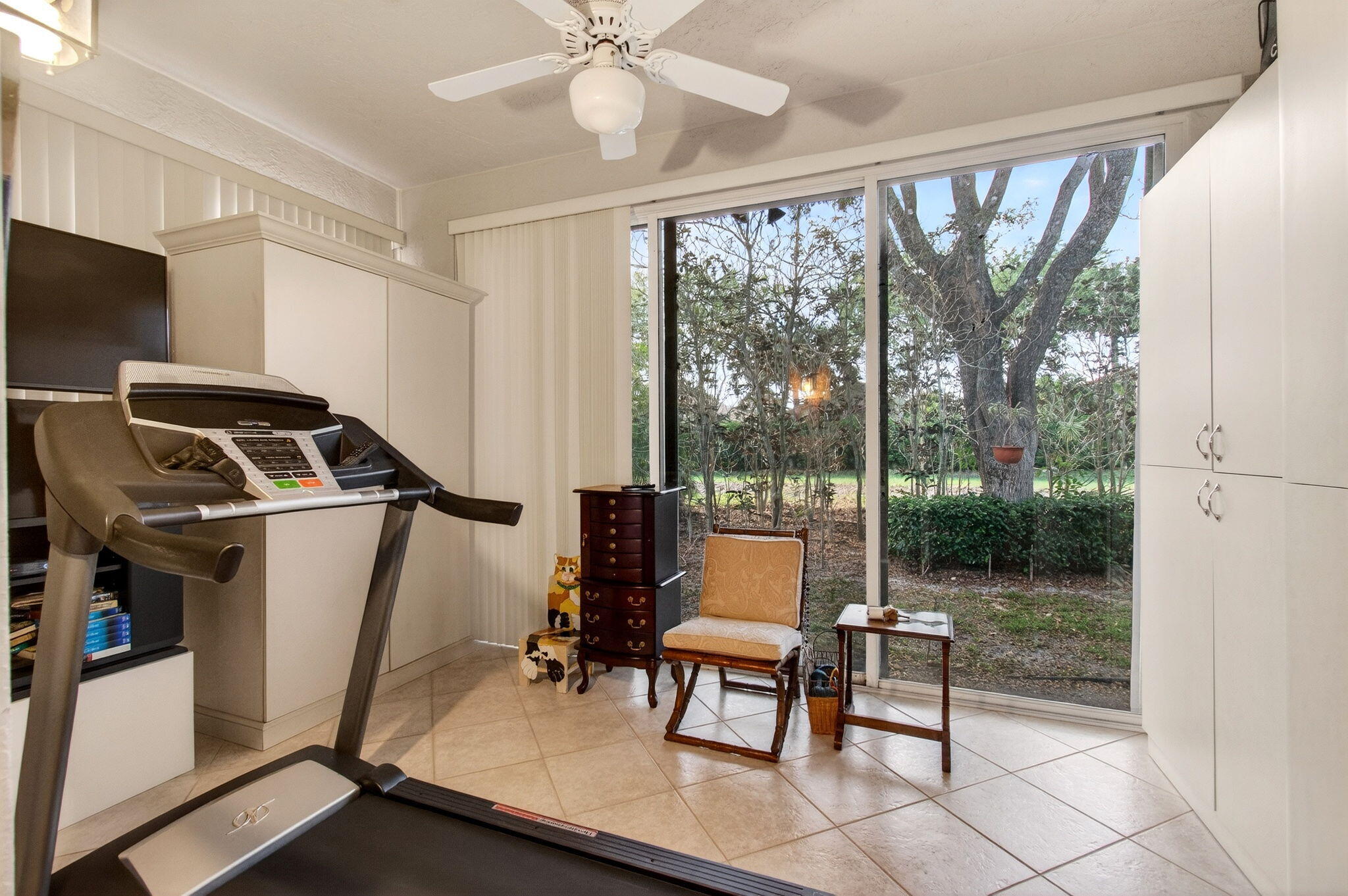 7844 Rockford Road Property Photo 17