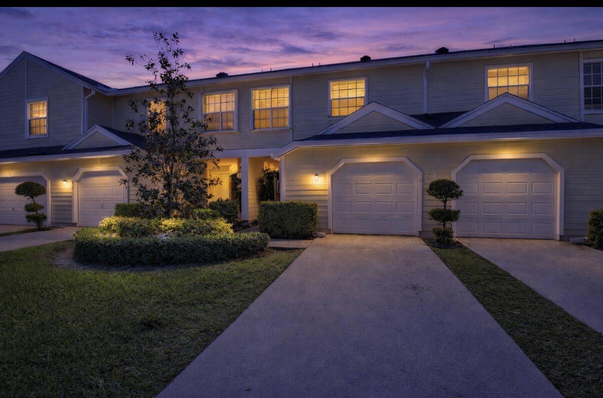 5282 Sapphire Valley
