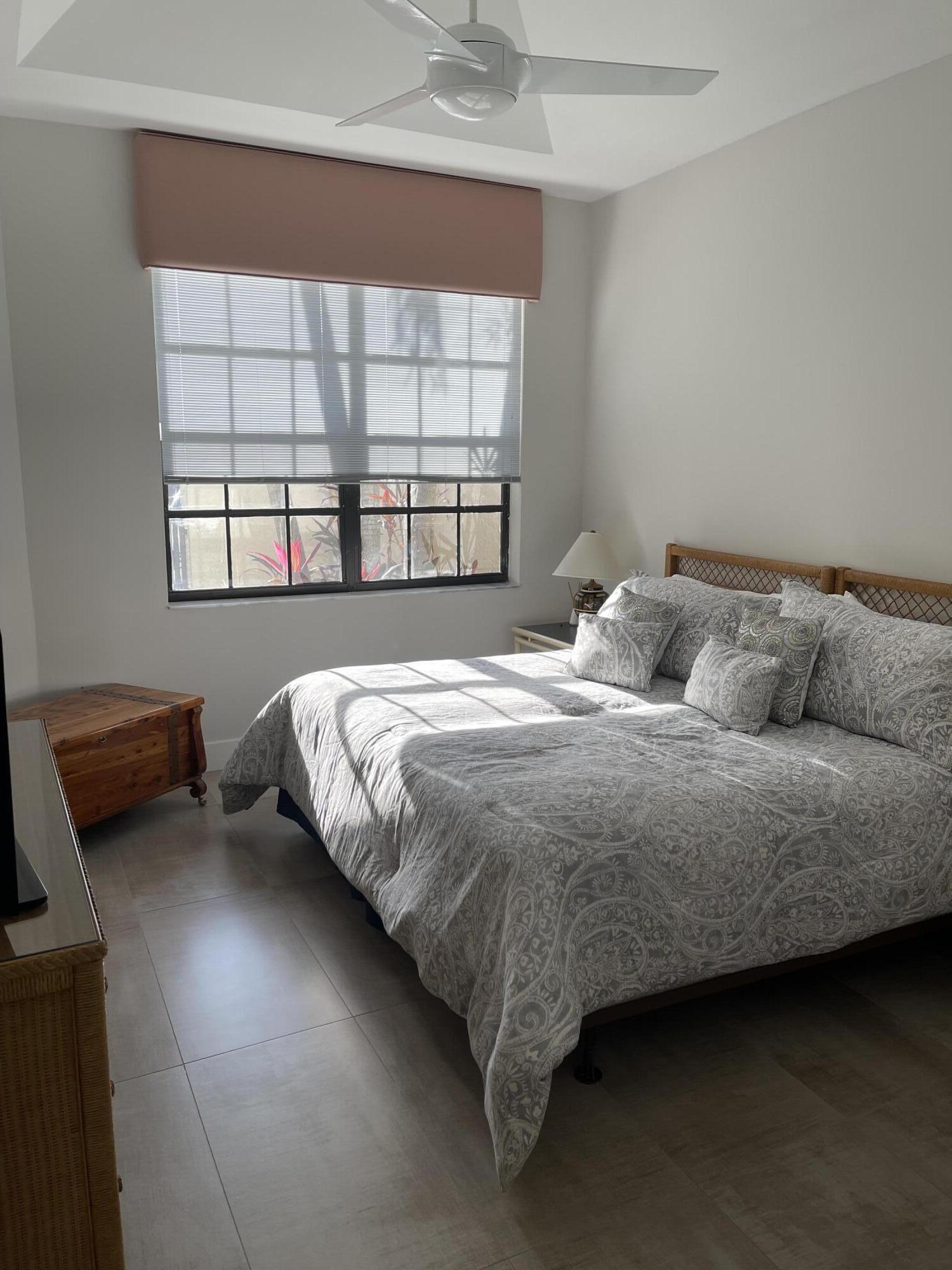 17560 Via Capri Property Photo 7