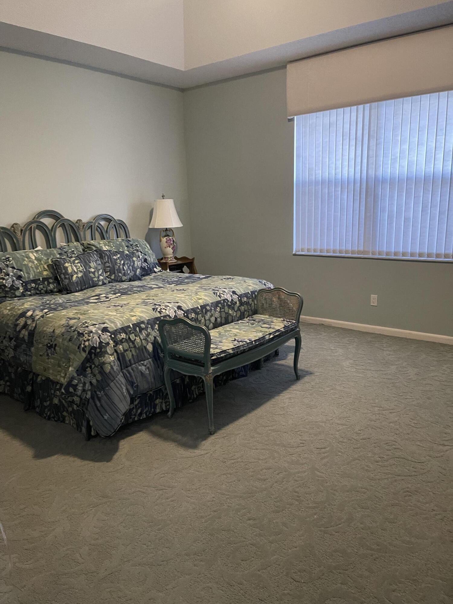 17560 Via Capri Property Photo 9