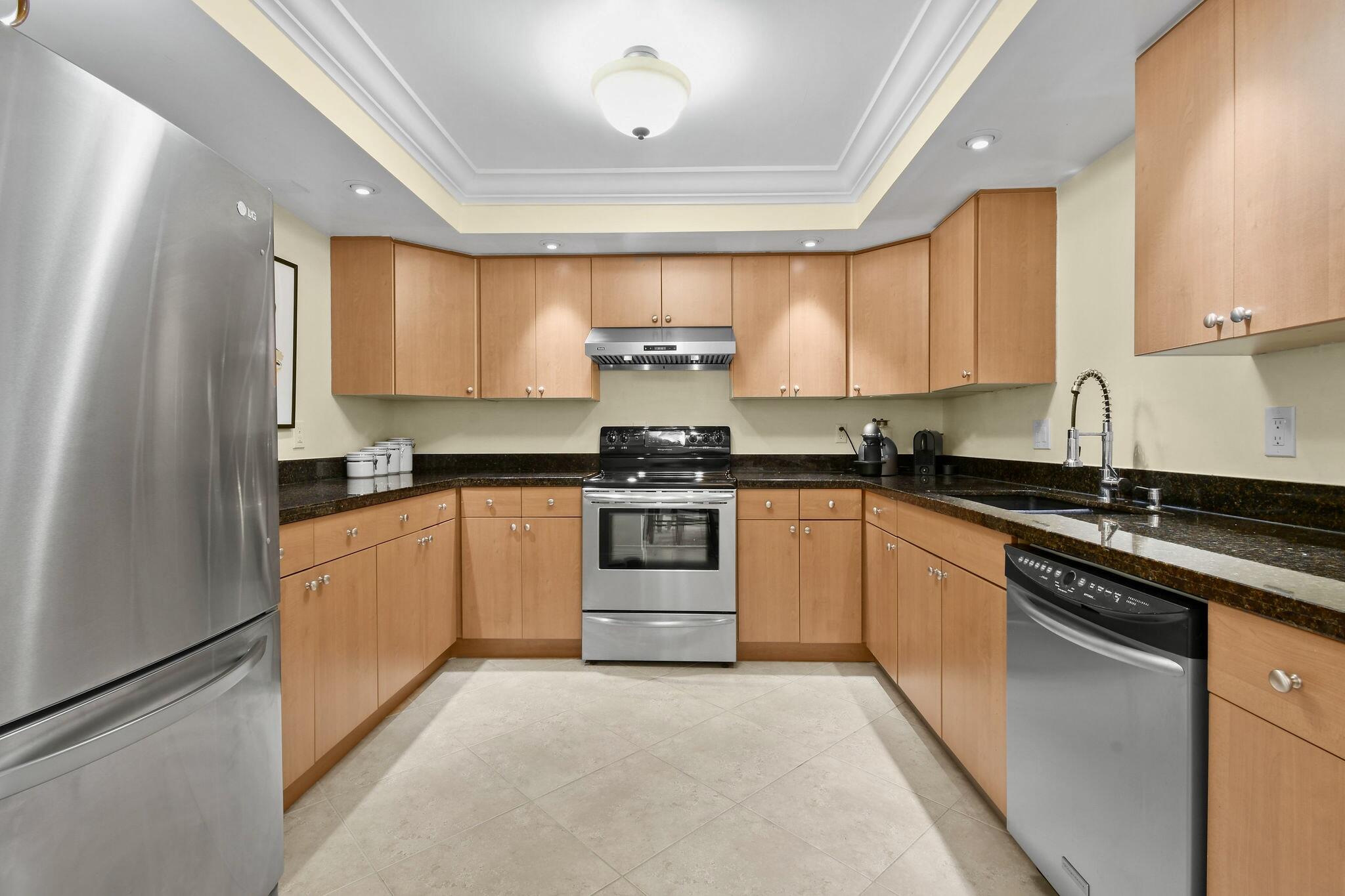 3460 S Ocean Boulevard 2090 Property Photo 14