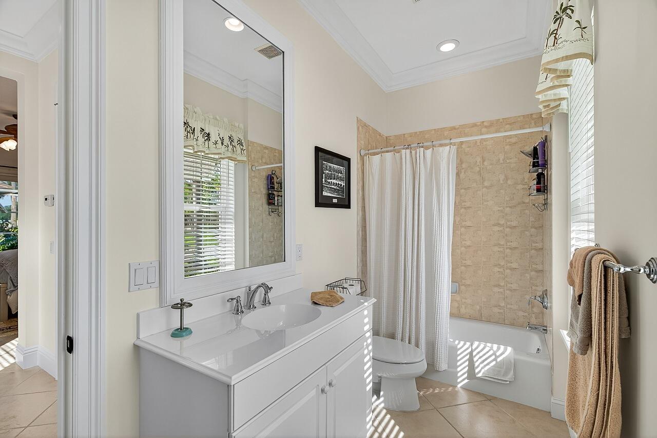 2116 Autumn Lane Property Photo 32