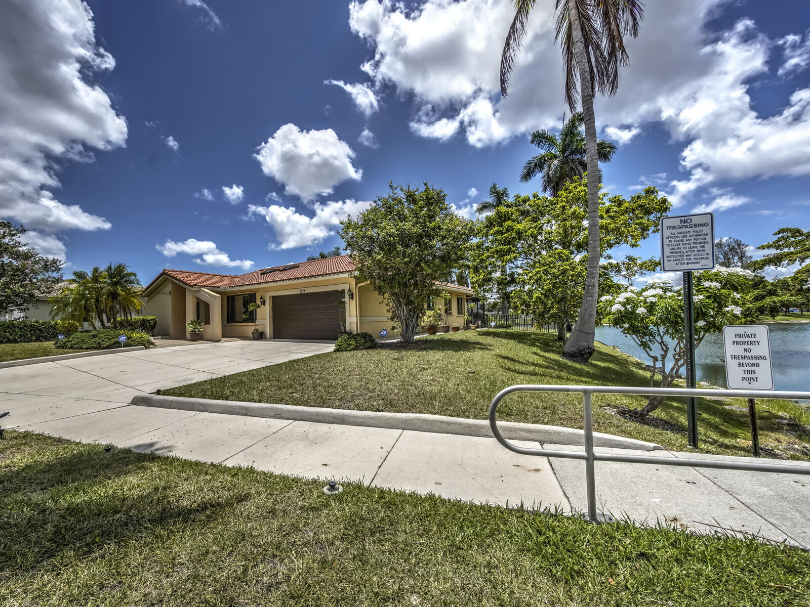 7625 Sunflower Drive Property Photo 2