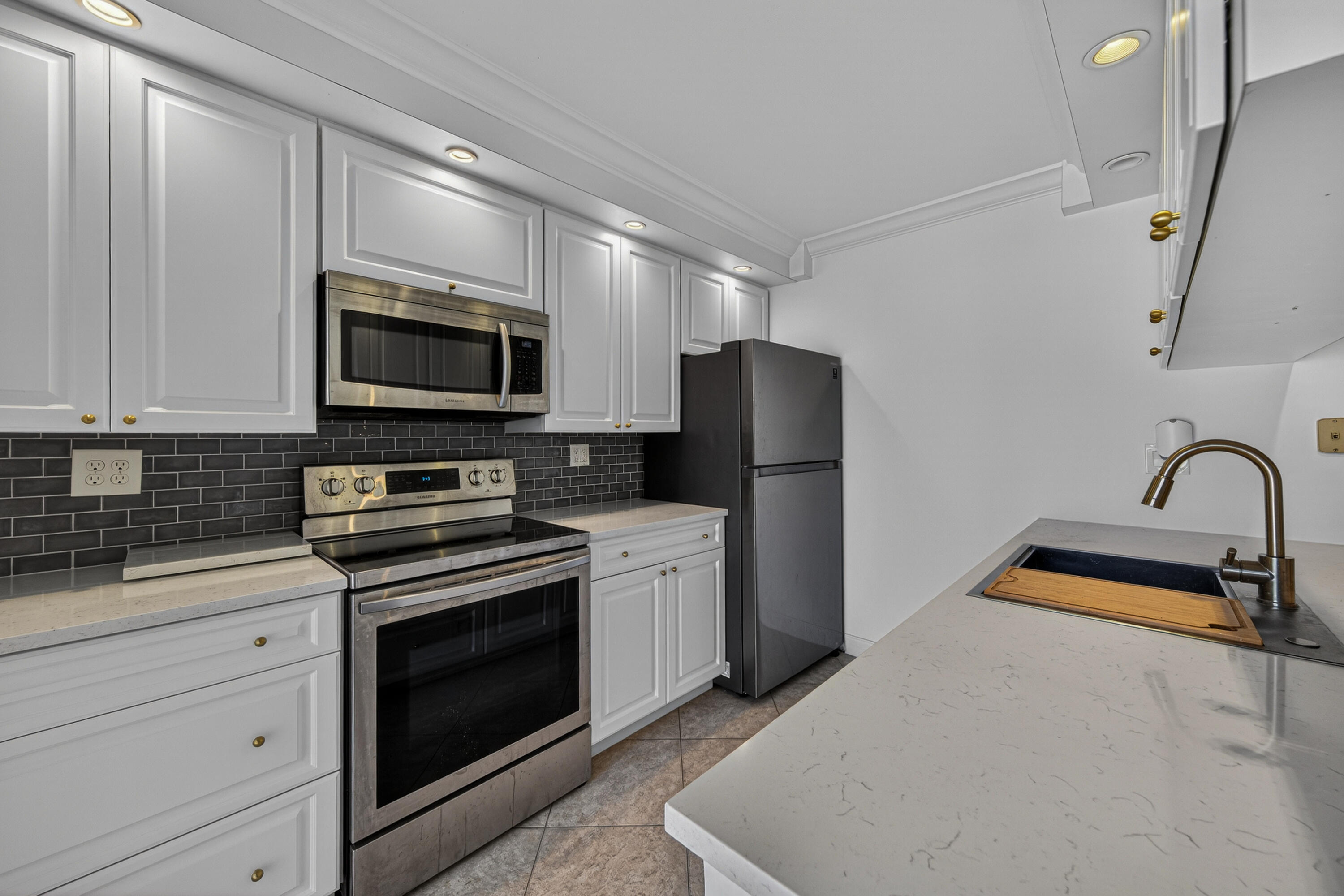 7811 78th Way Property Photo 39