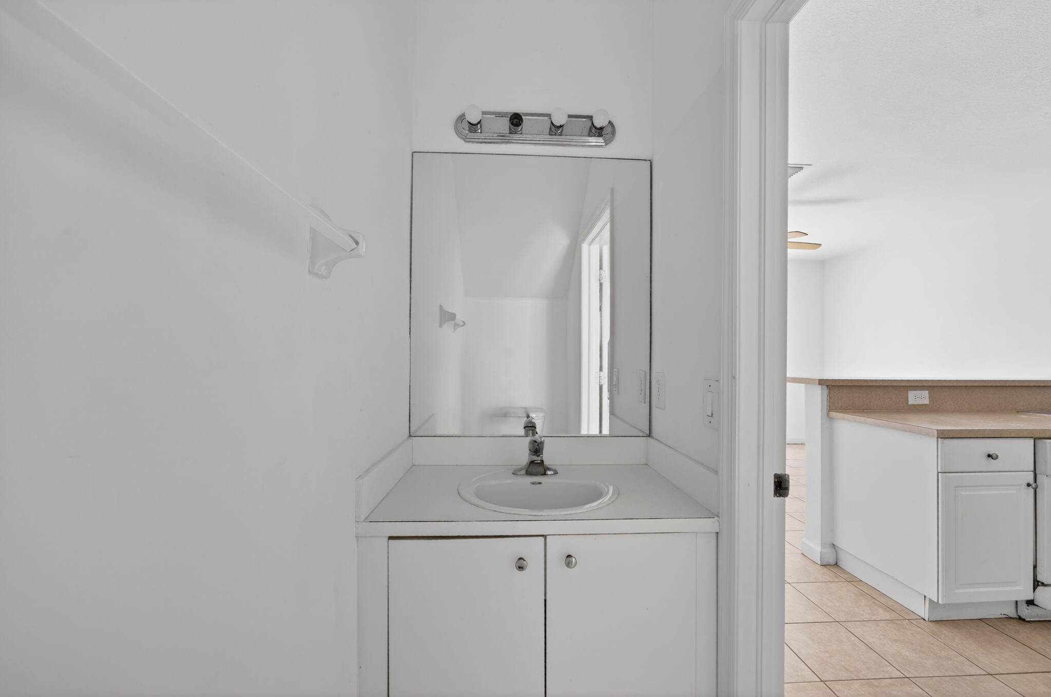1575 Ne 33rd Avenue Unit 105 Property Photo 15