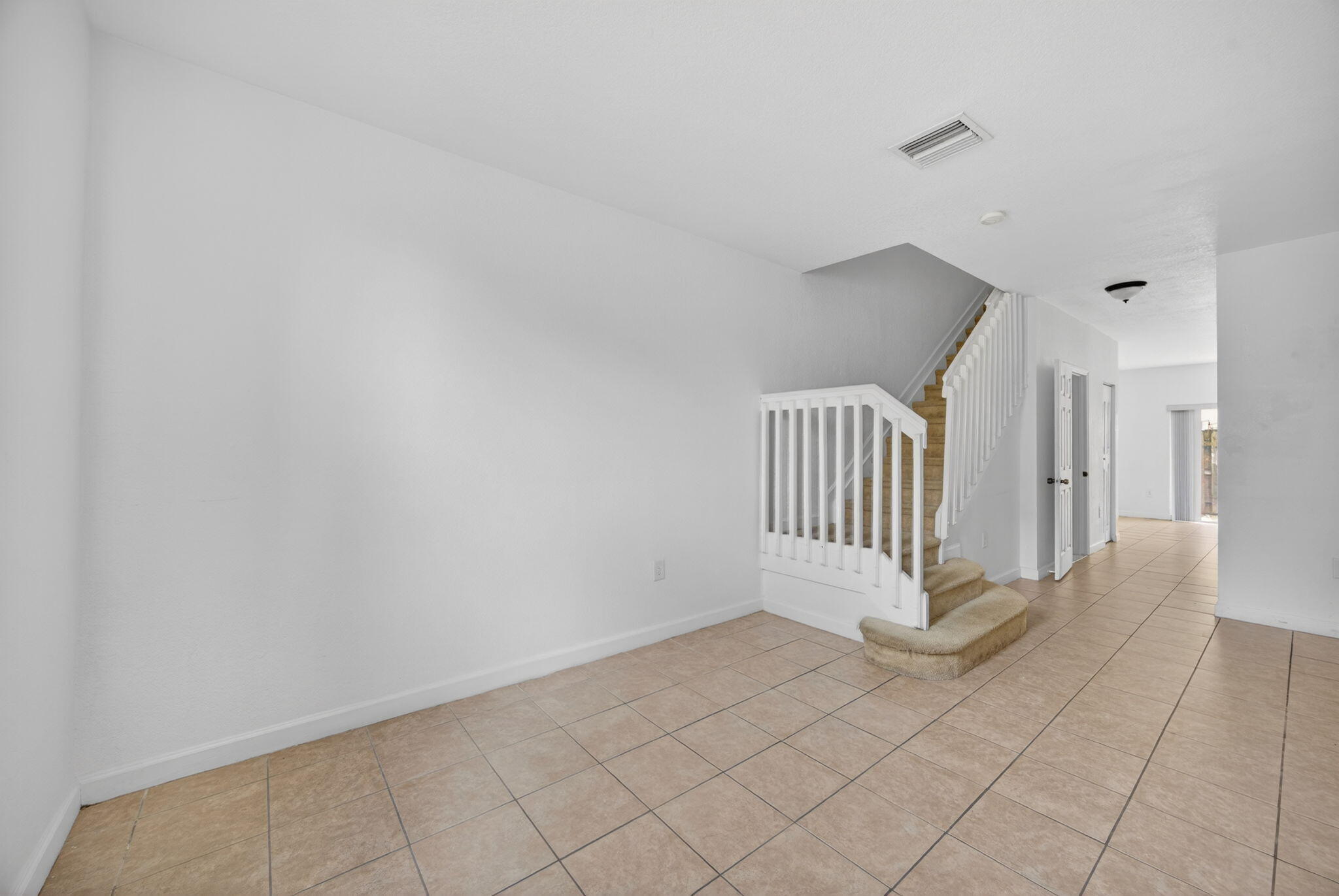 1575 Ne 33rd Avenue Unit 105 Property Photo 21