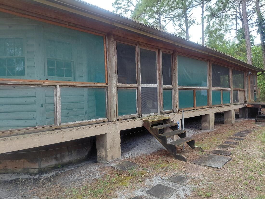 11615 Sunset Boulevard Property Photo 13