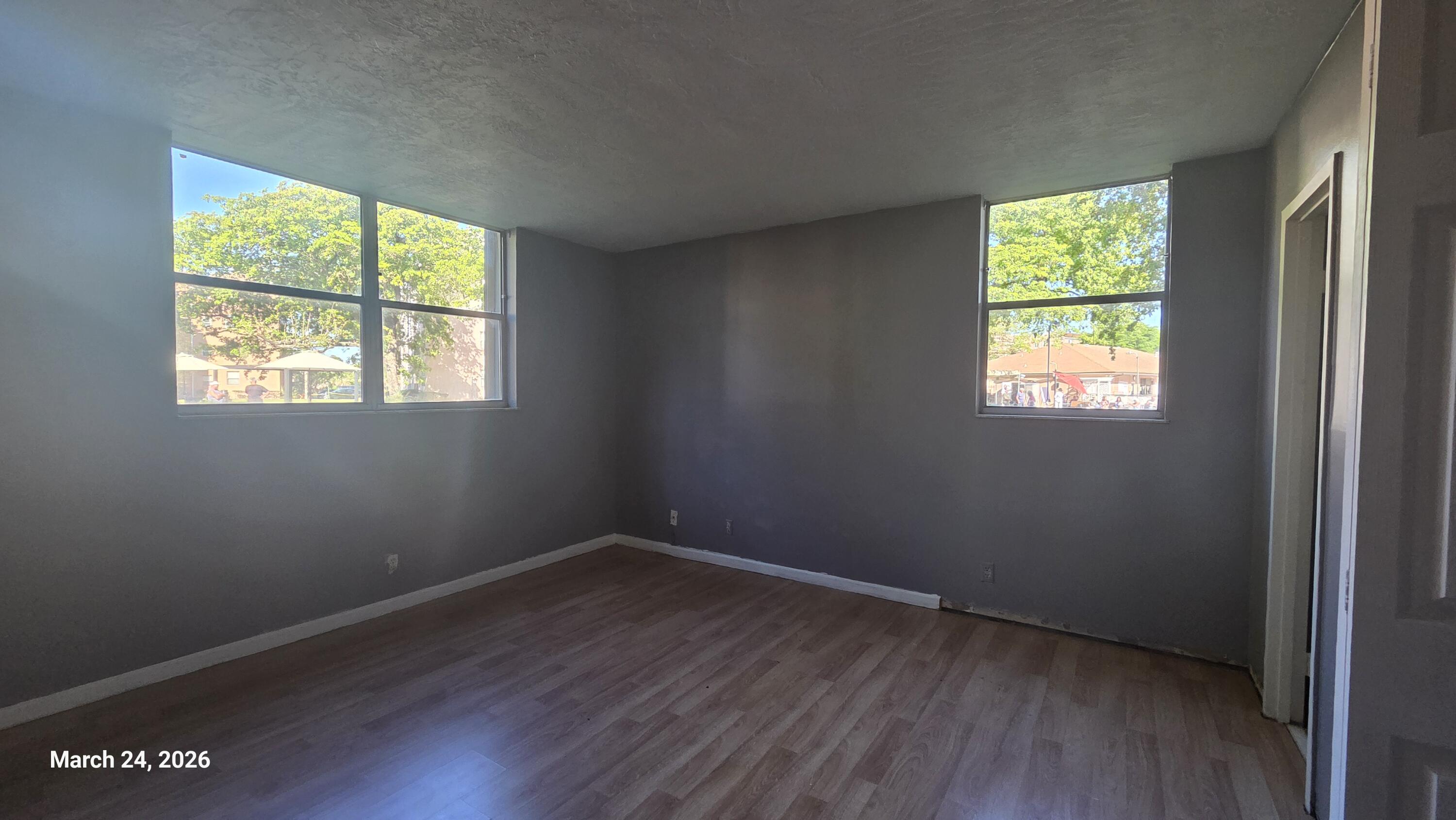 2801 Somerset Drive 101 Property Photo 6