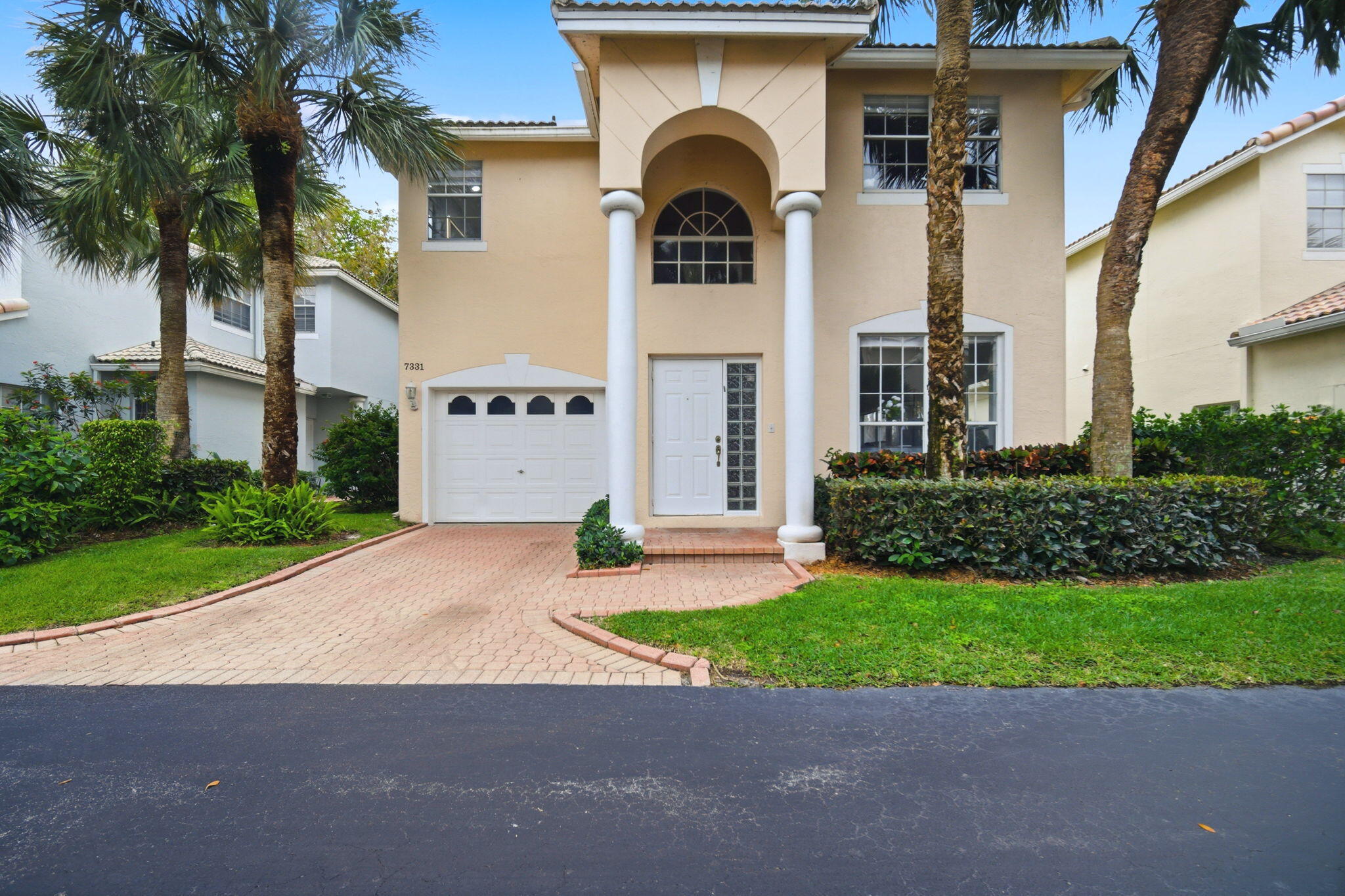 7331 Panache Way Property Photo 5