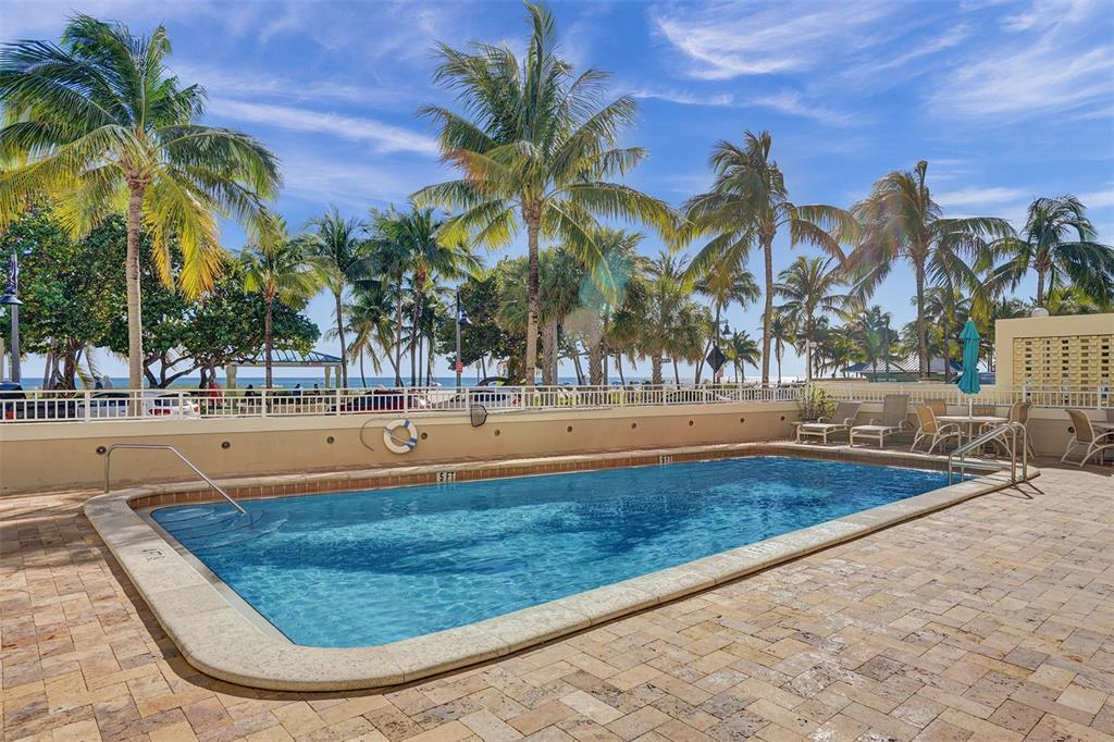 133 N Pompano Beach Blvd Boulevard Ph 7 Property Photo 5