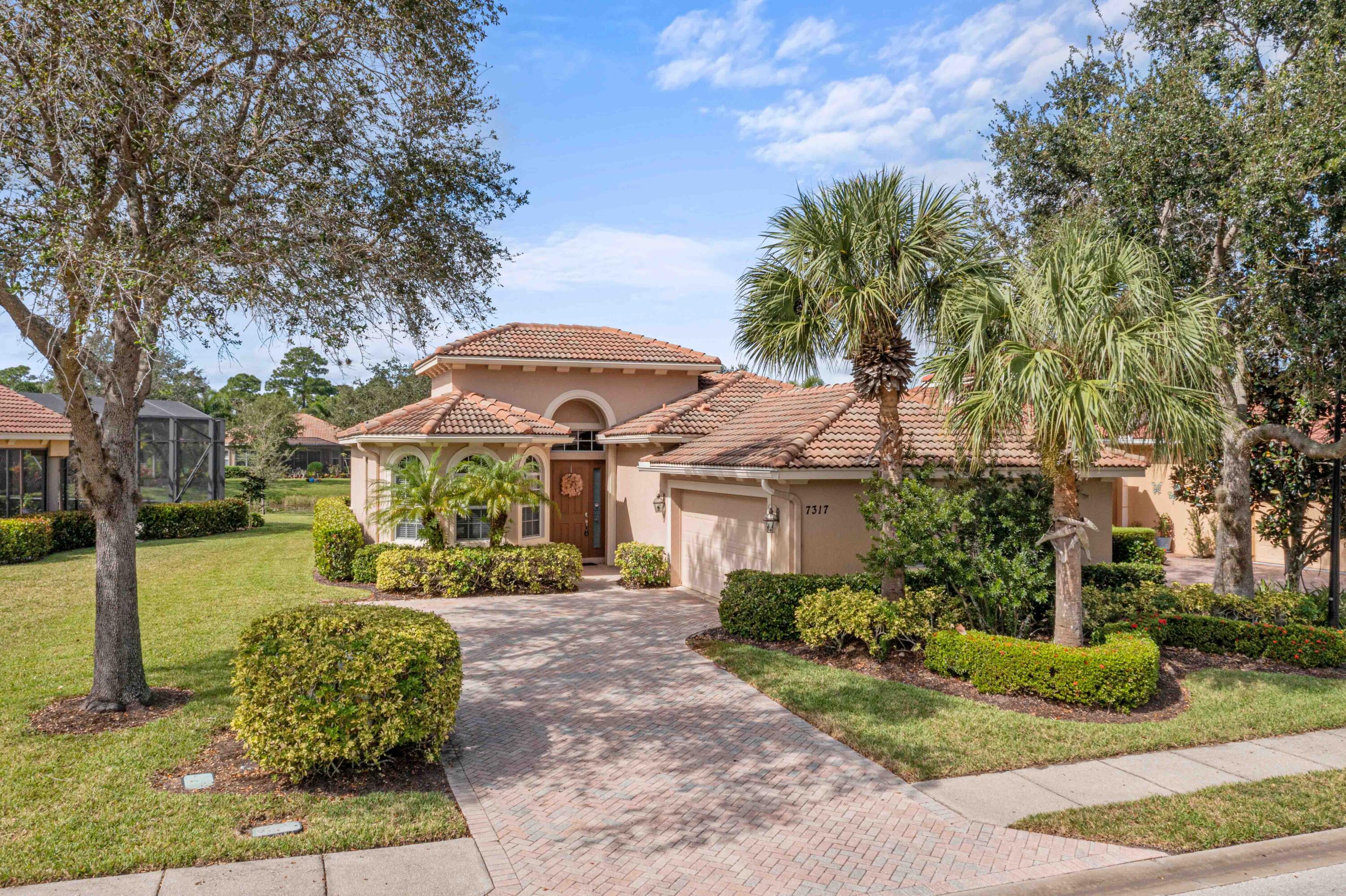 7317 Bob O Link Way Property Photo 1