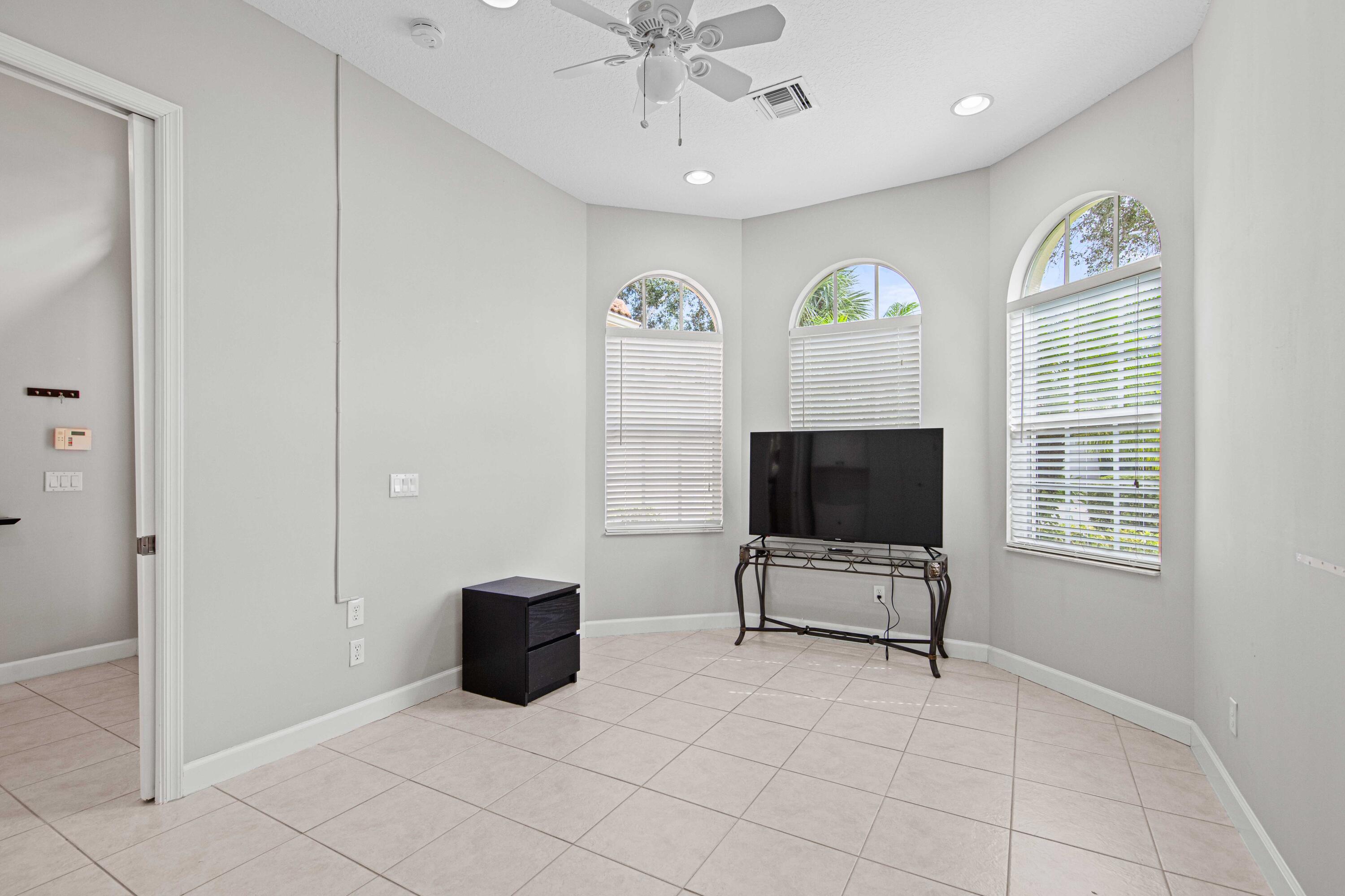 7317 Bob O Link Way Property Photo 26