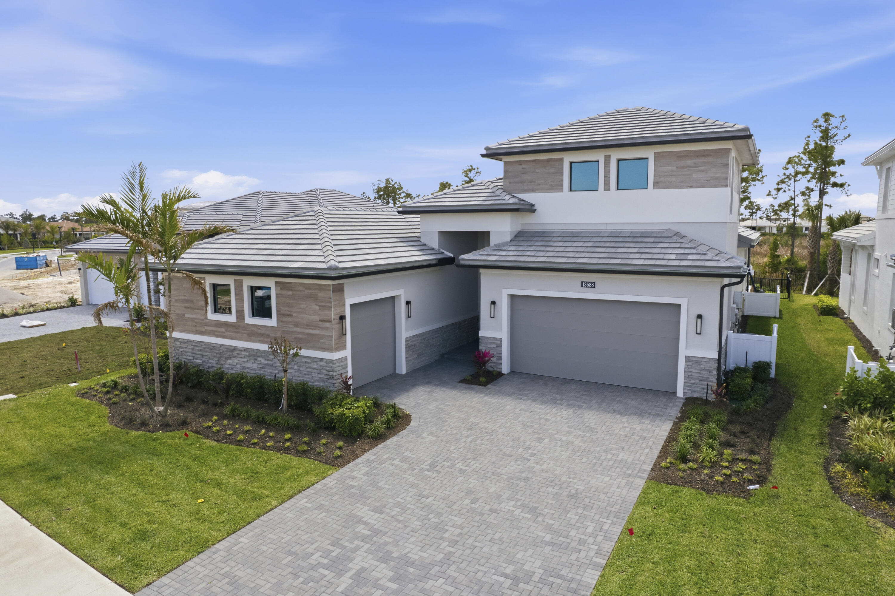 13688 Le Christine Drive Property Photo 1