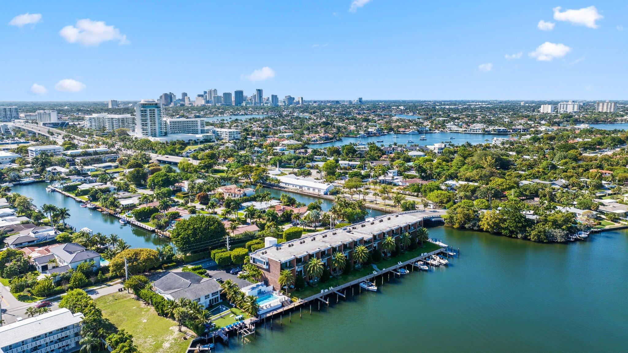 1800 S Ocean Drive 404 Property Photo 37