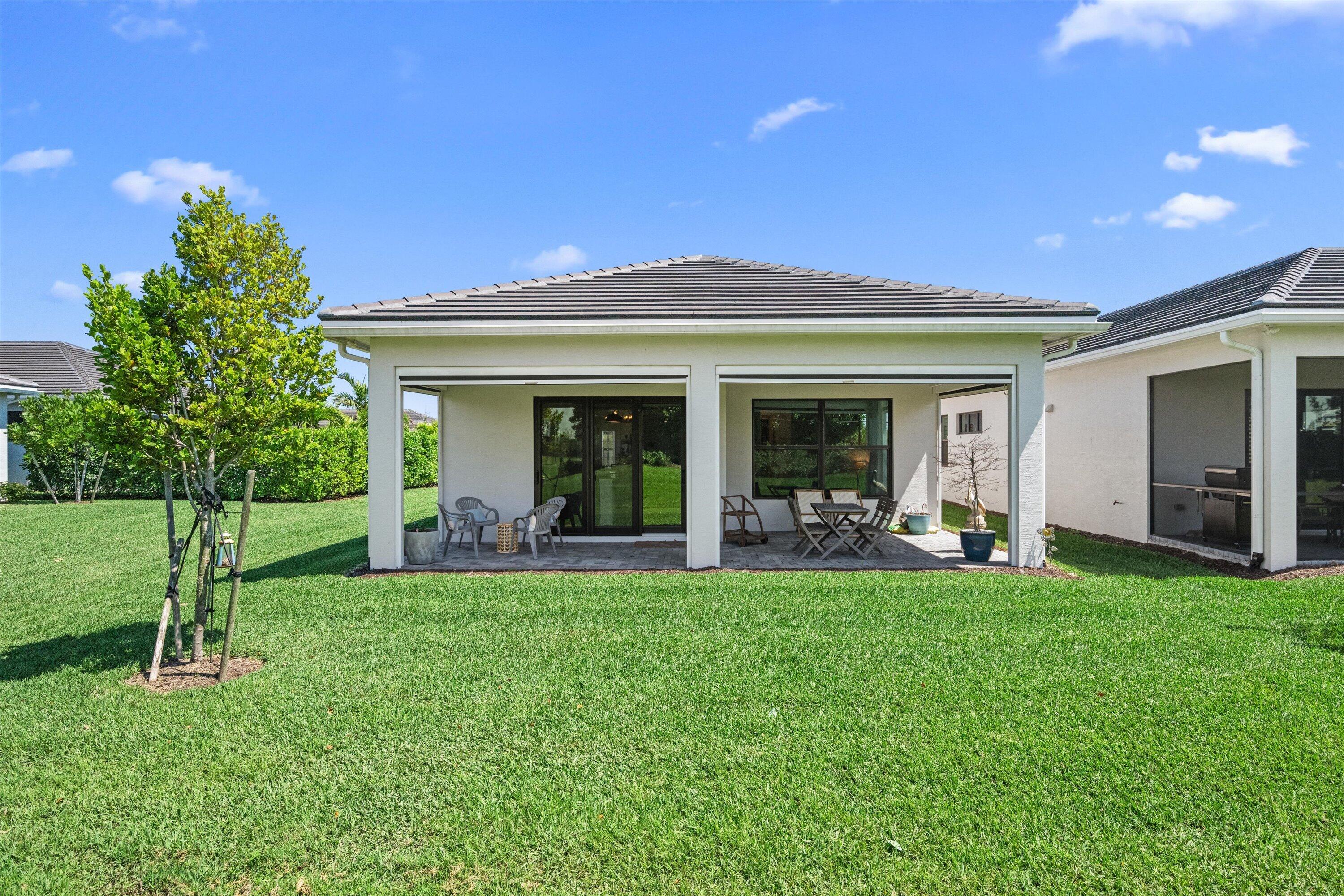 4786 Saint Armands Way Property Photo 27