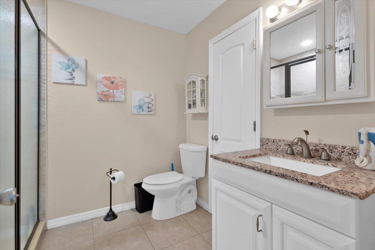 7202 Kenwood Road Property Photo 7