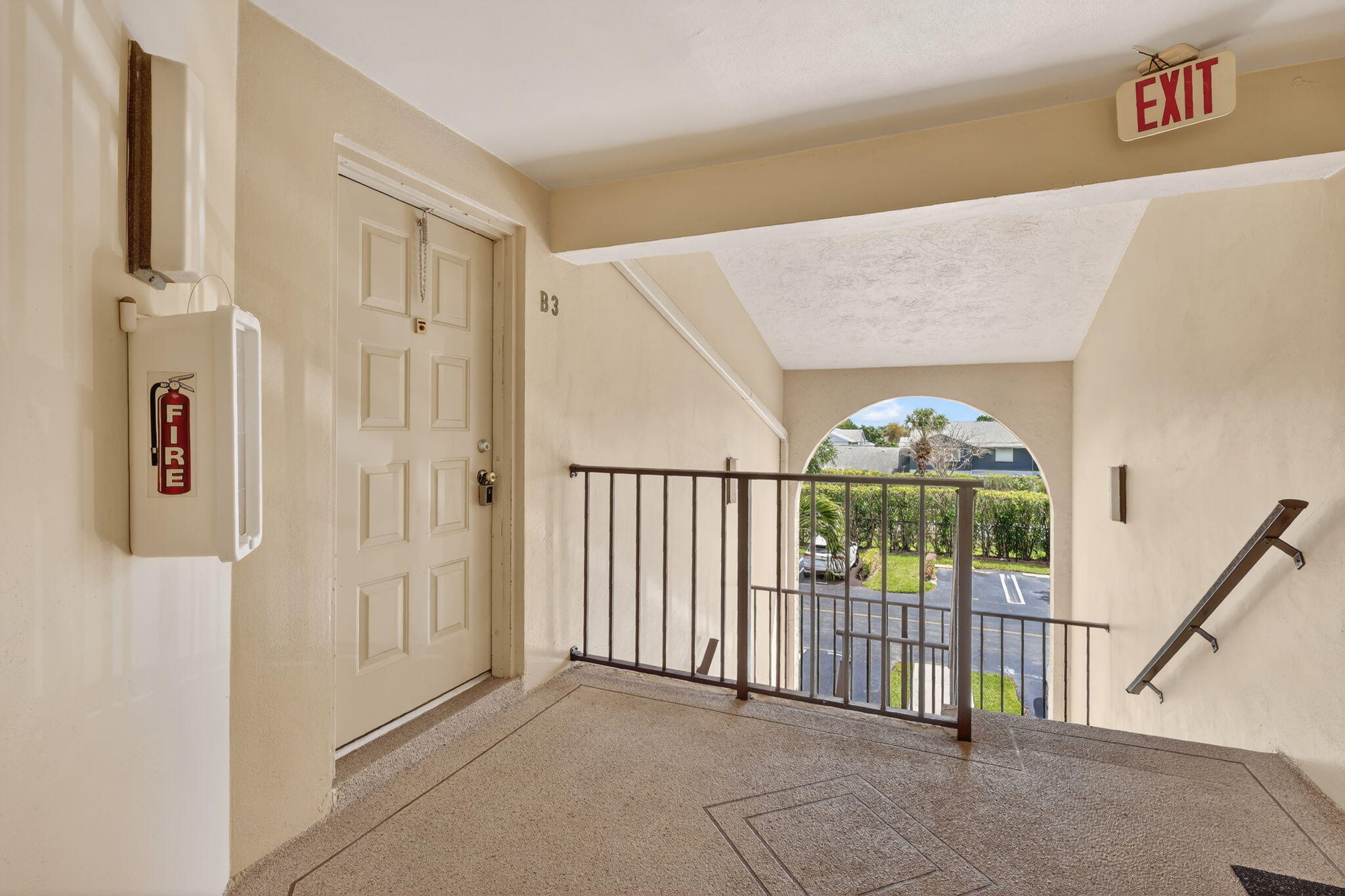 624 Sea Pine Way B3 Property Photo 5