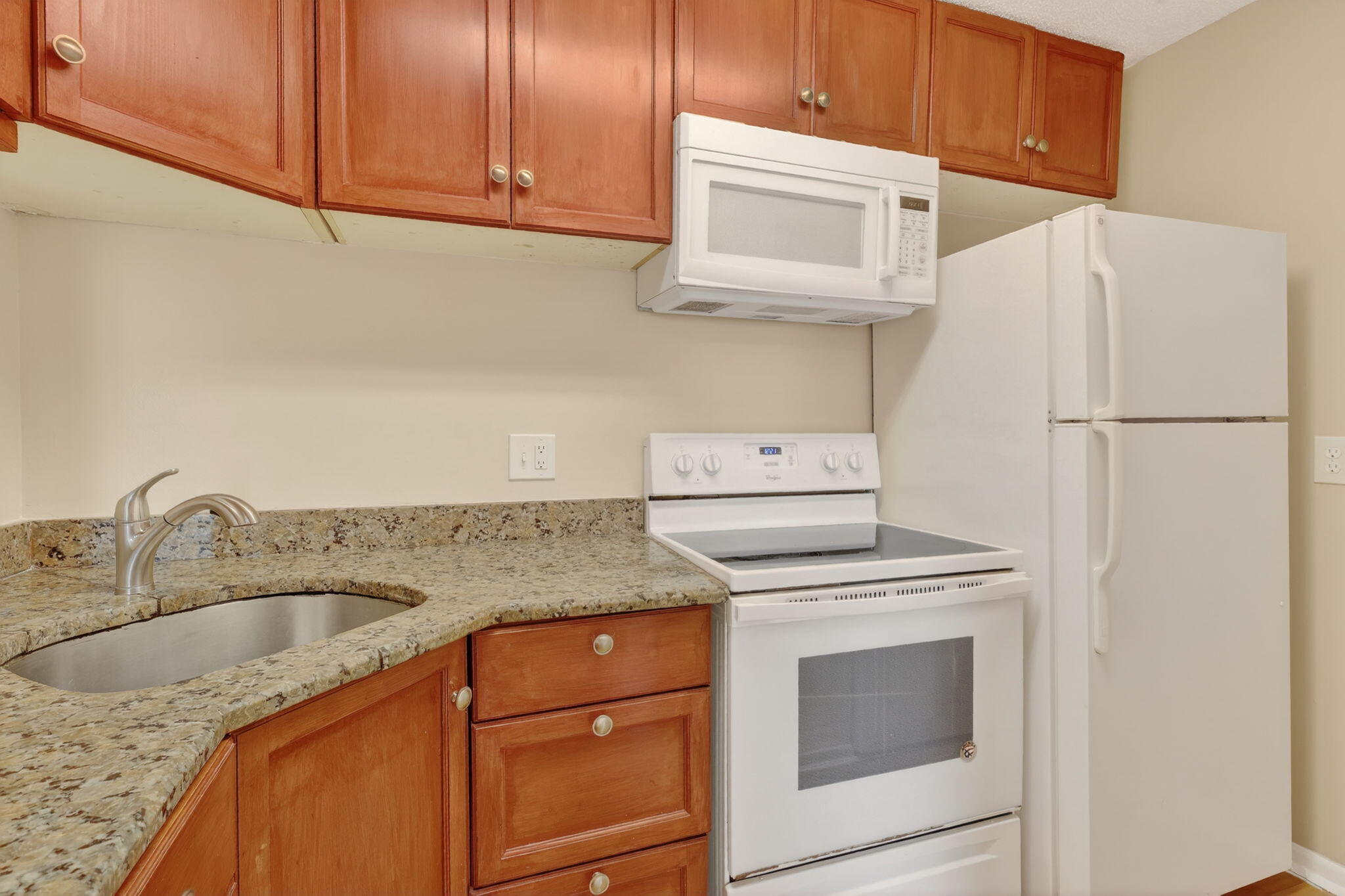 624 Sea Pine Way B3 Property Photo 15