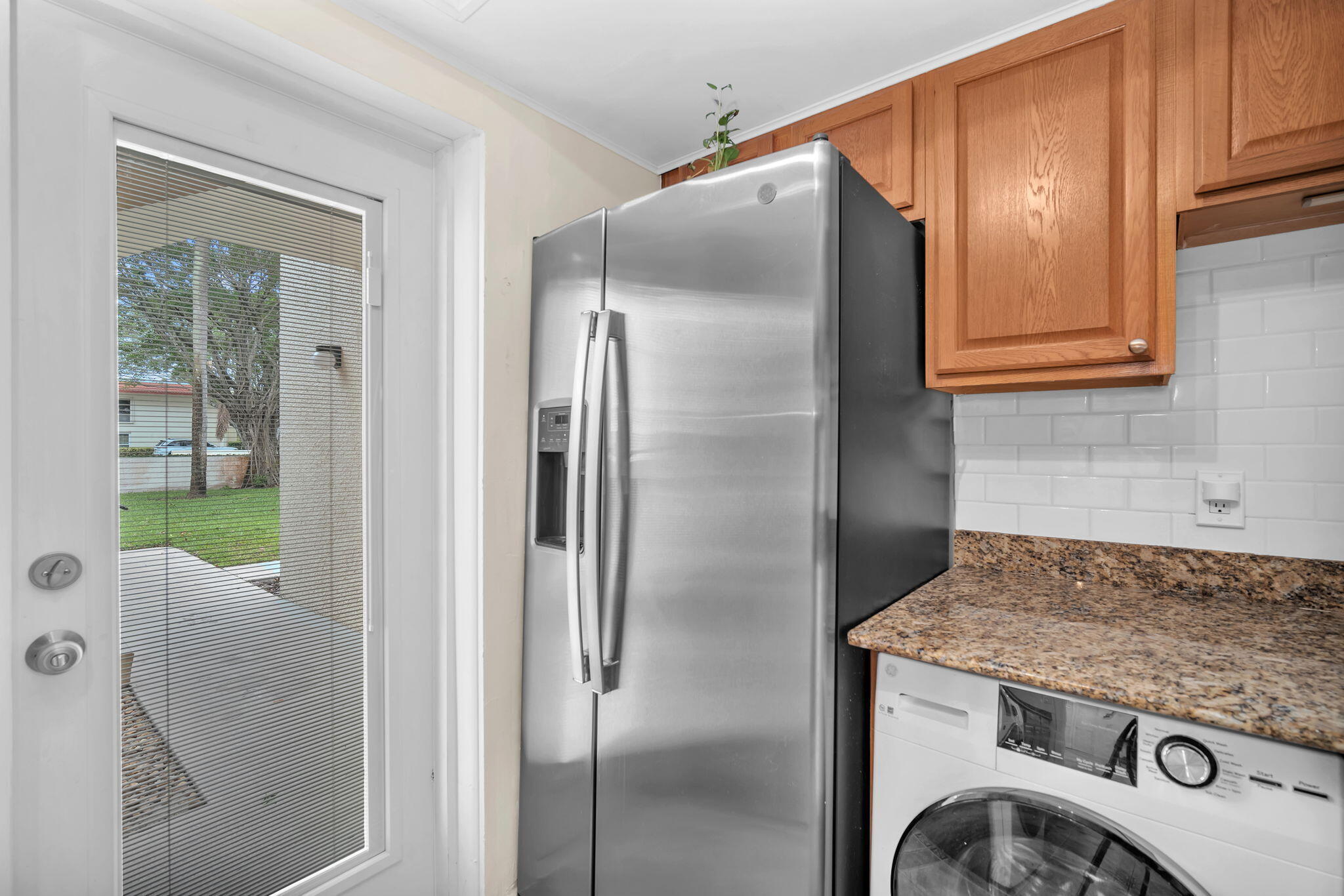 1823 Presidential Way E101 Property Photo 22