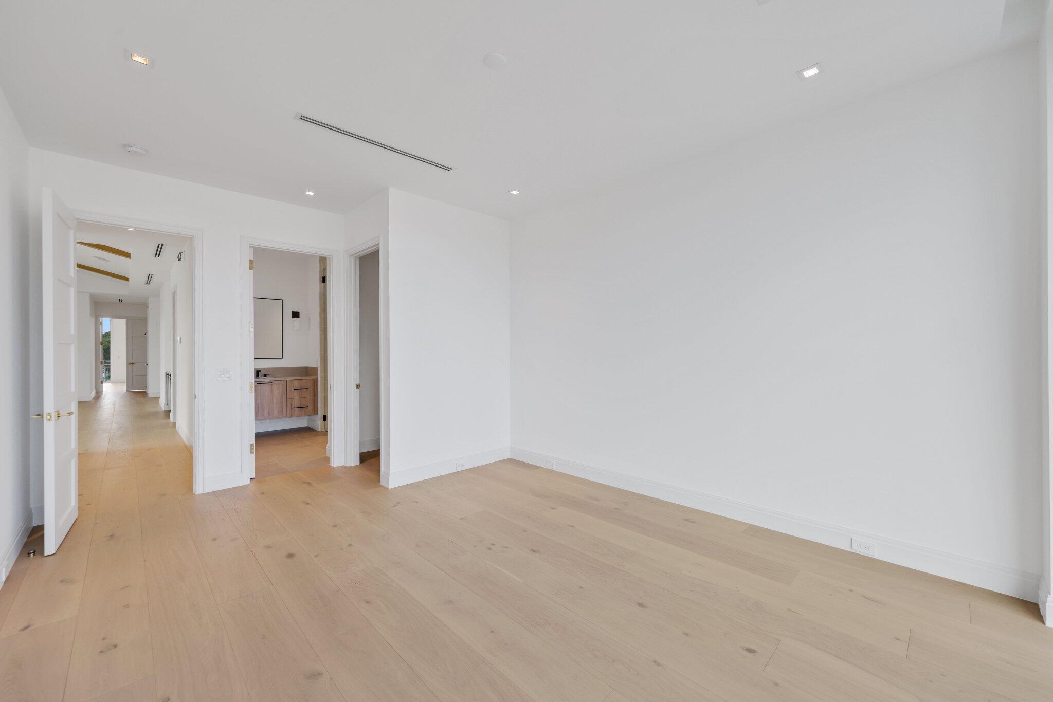 330 Grove Place Property Photo 41
