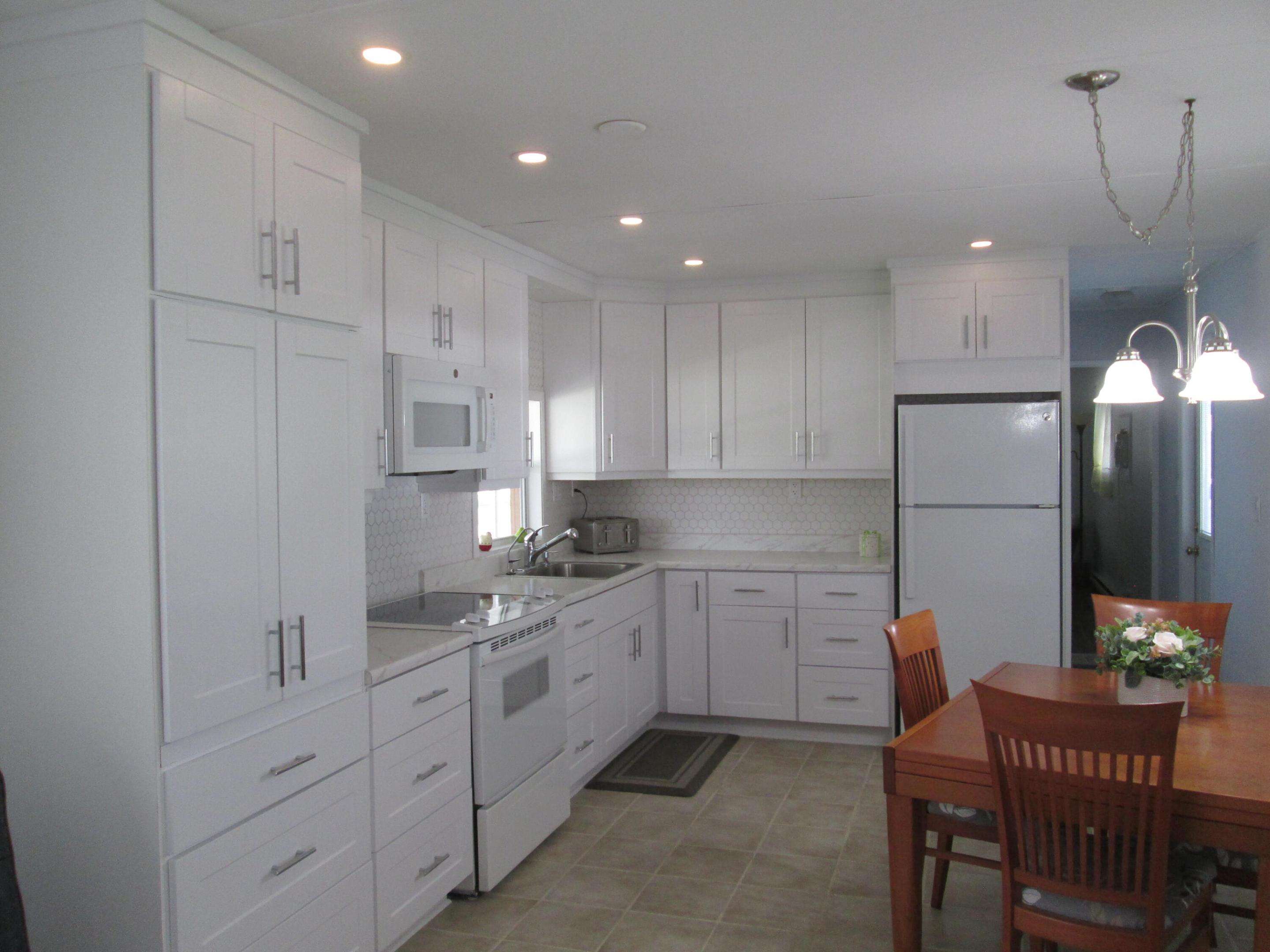 4261 Meadow View Drive Property Photo 11