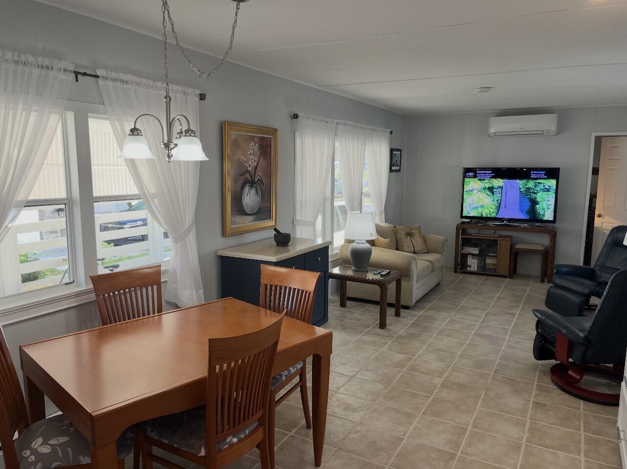 4261 Meadow View Drive Property Photo 12