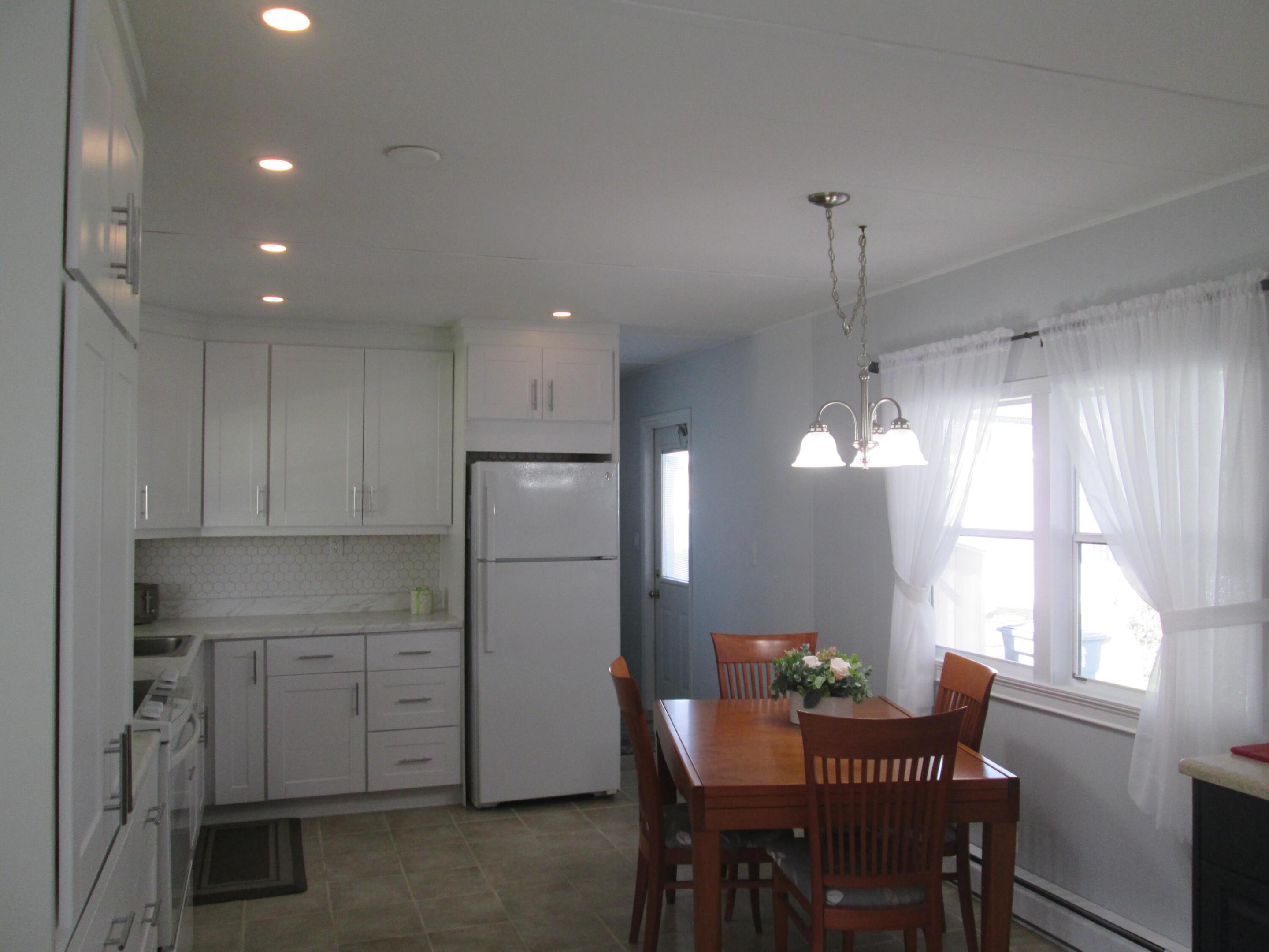 4261 Meadow View Drive Property Photo 15