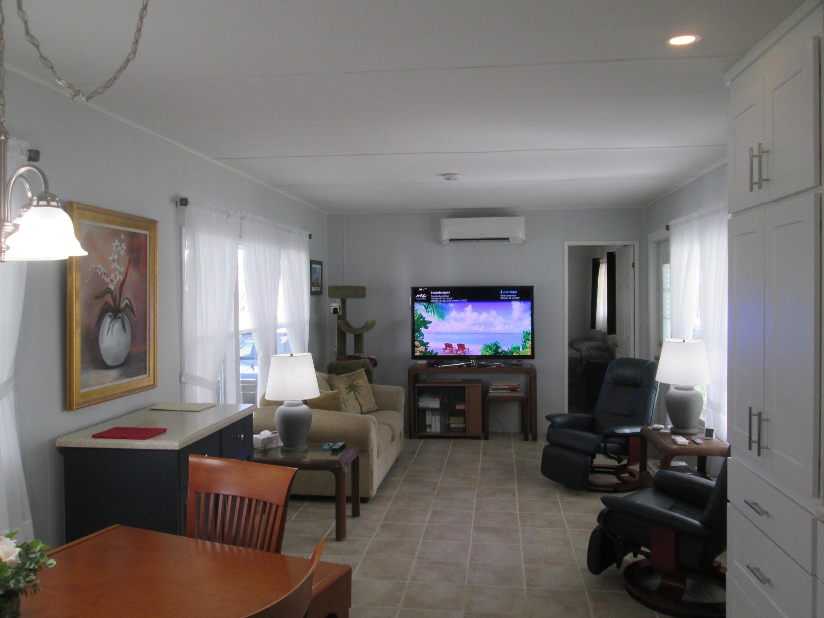 4261 Meadow View Drive Property Photo 16