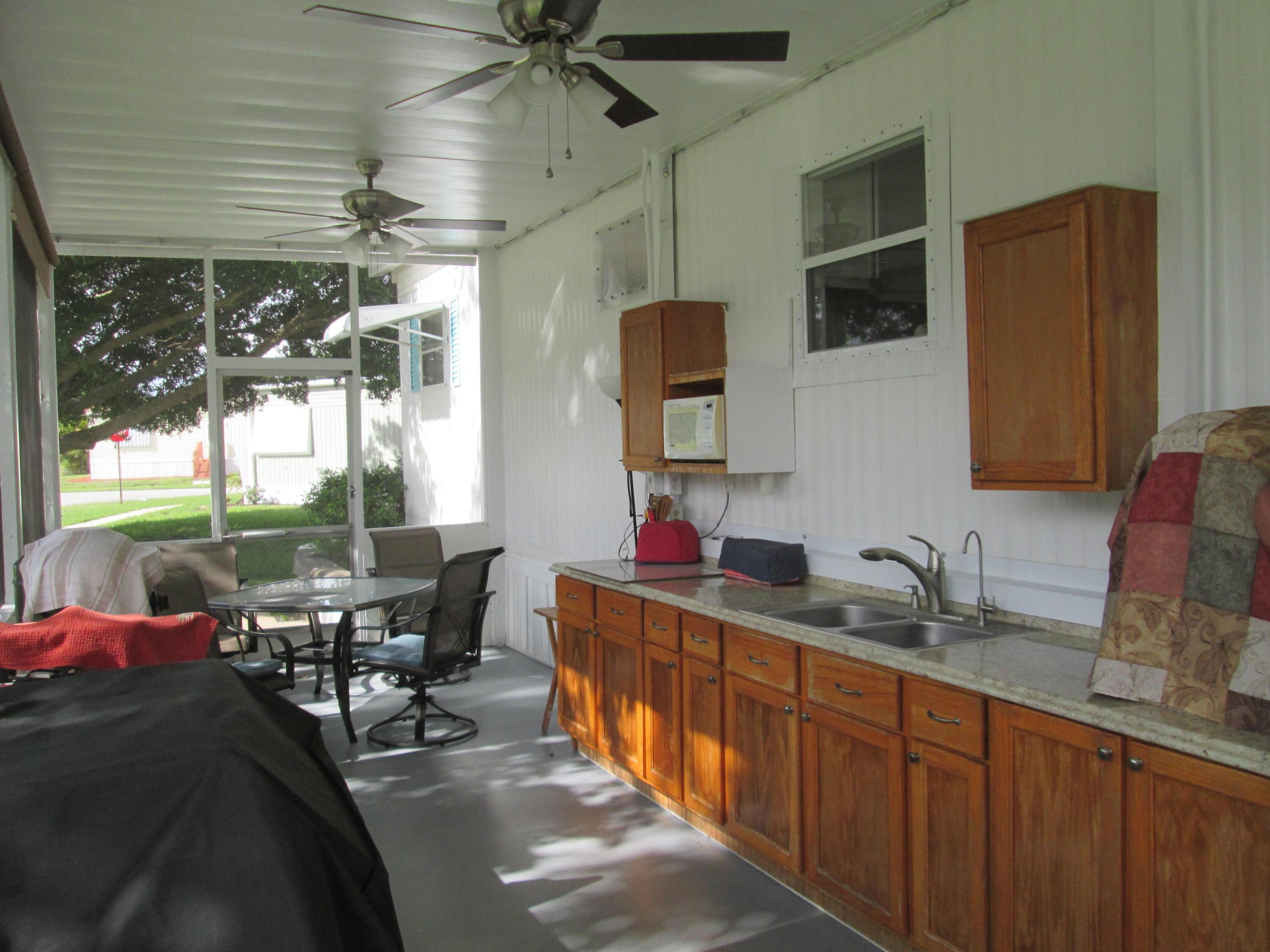 4261 Meadow View Drive Property Photo 28
