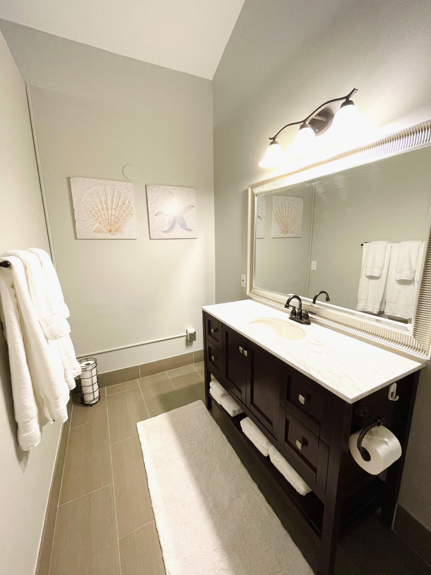 1317 Periwinkle Place Property Photo 15