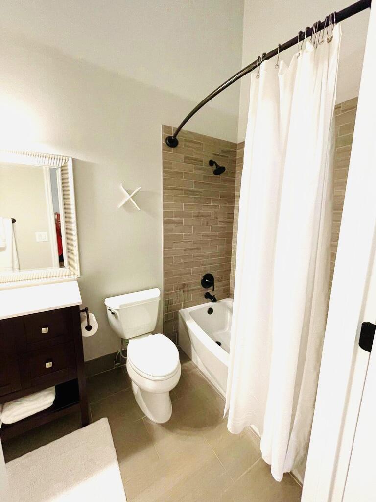 1317 Periwinkle Place Property Photo 16