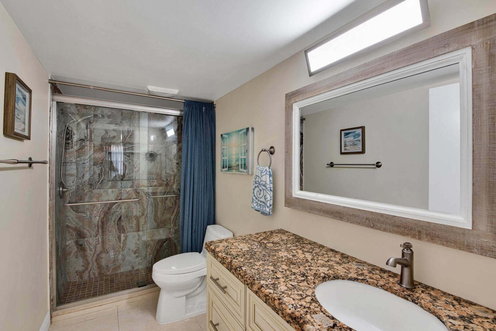 10223 N Circle Lake Drive 102 Property Photo 16