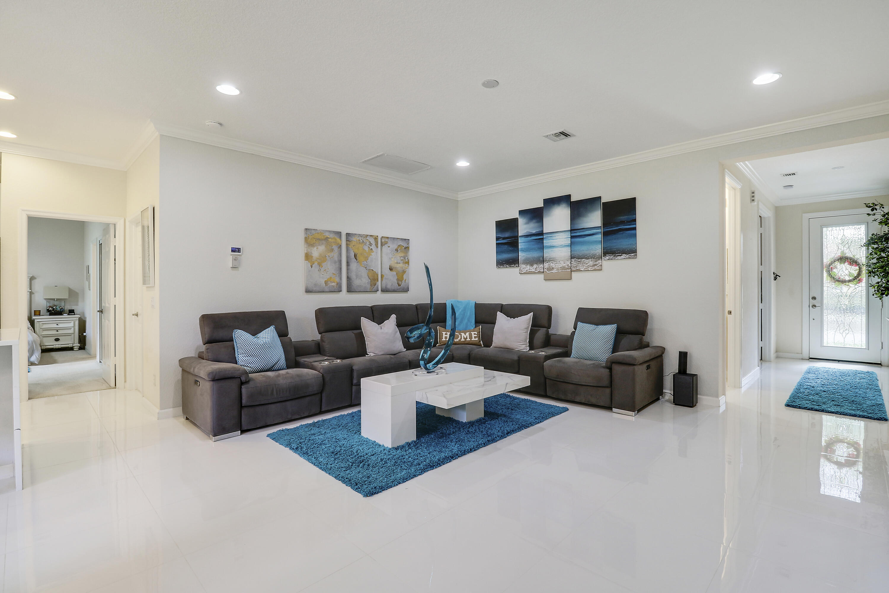 10118 Sw Canossa Way Property Photo 6