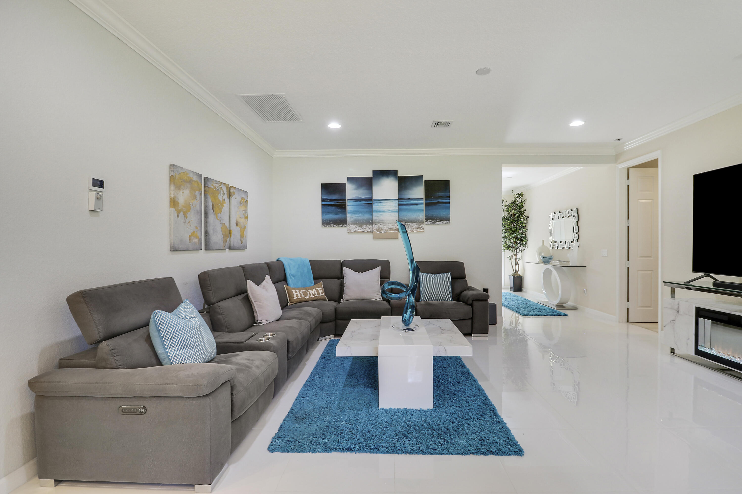 10118 Sw Canossa Way Property Photo 7