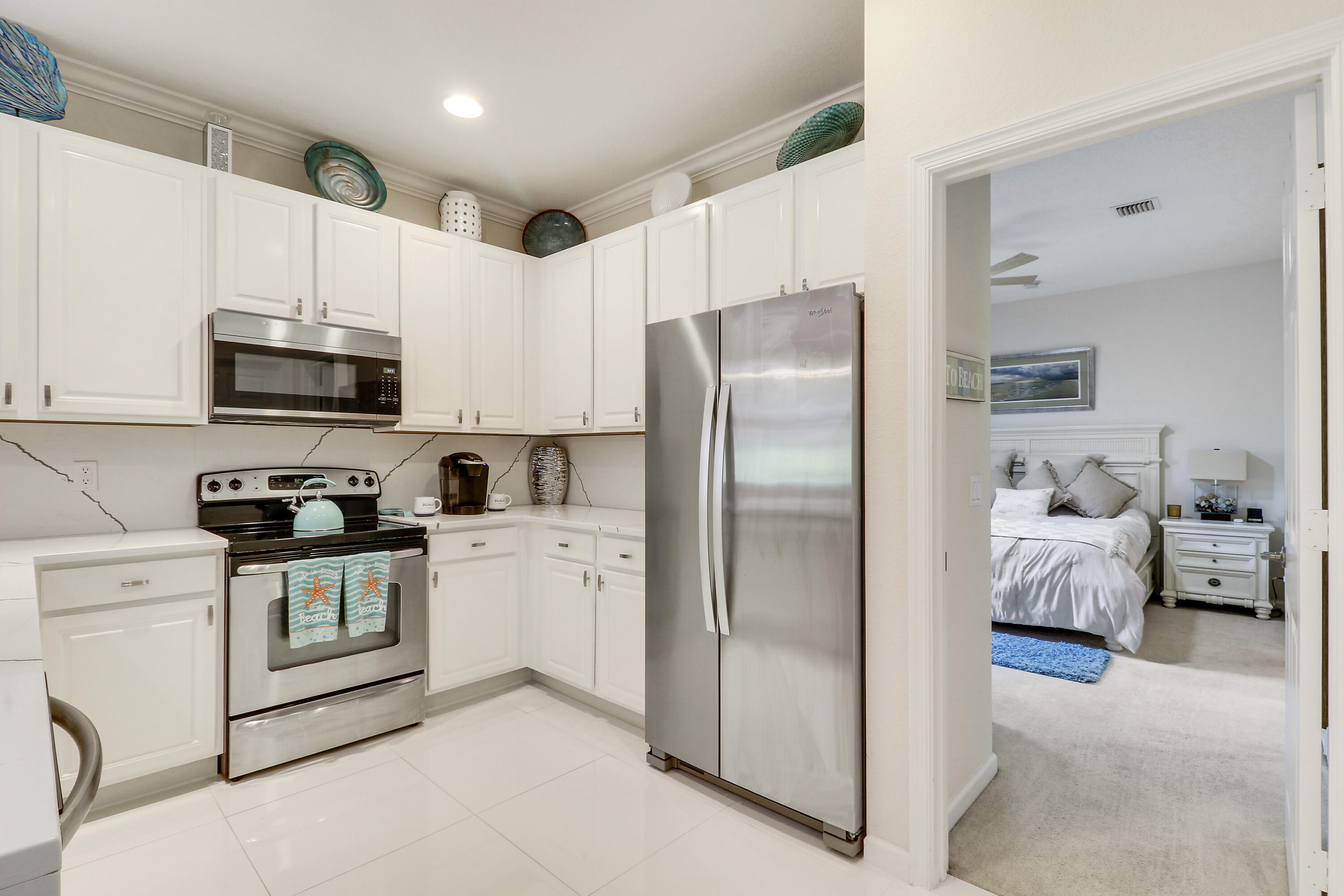 10118 Sw Canossa Way Property Photo 12