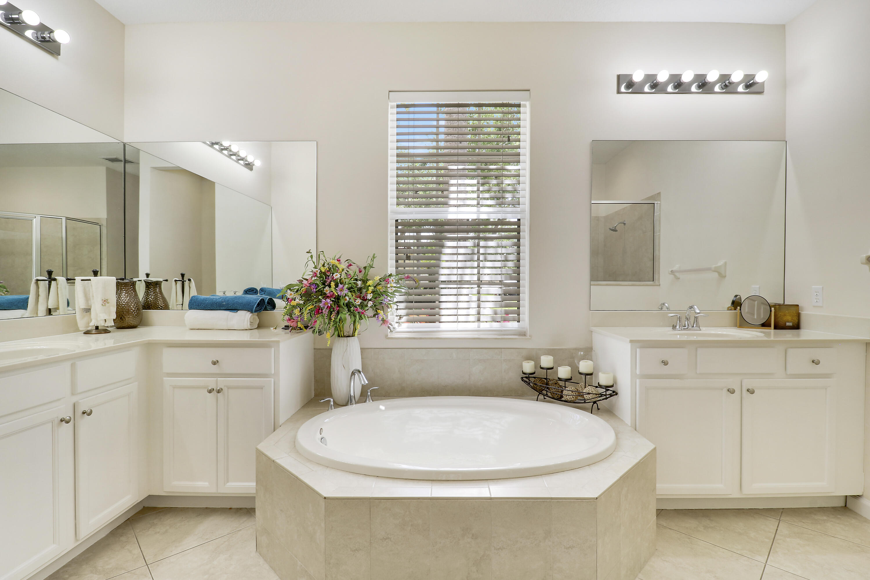 10118 Sw Canossa Way Property Photo 21