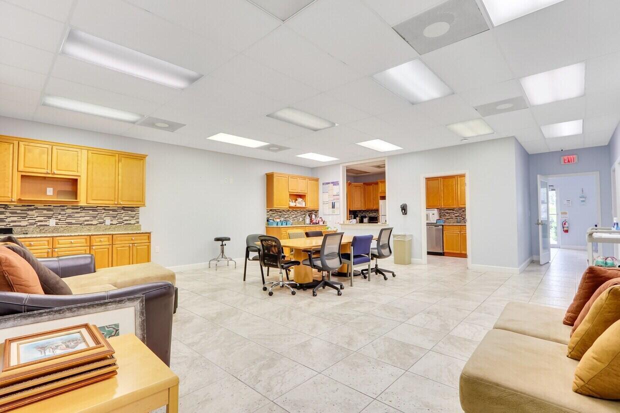 1405 Se Goldtree Drive Property Photo 13