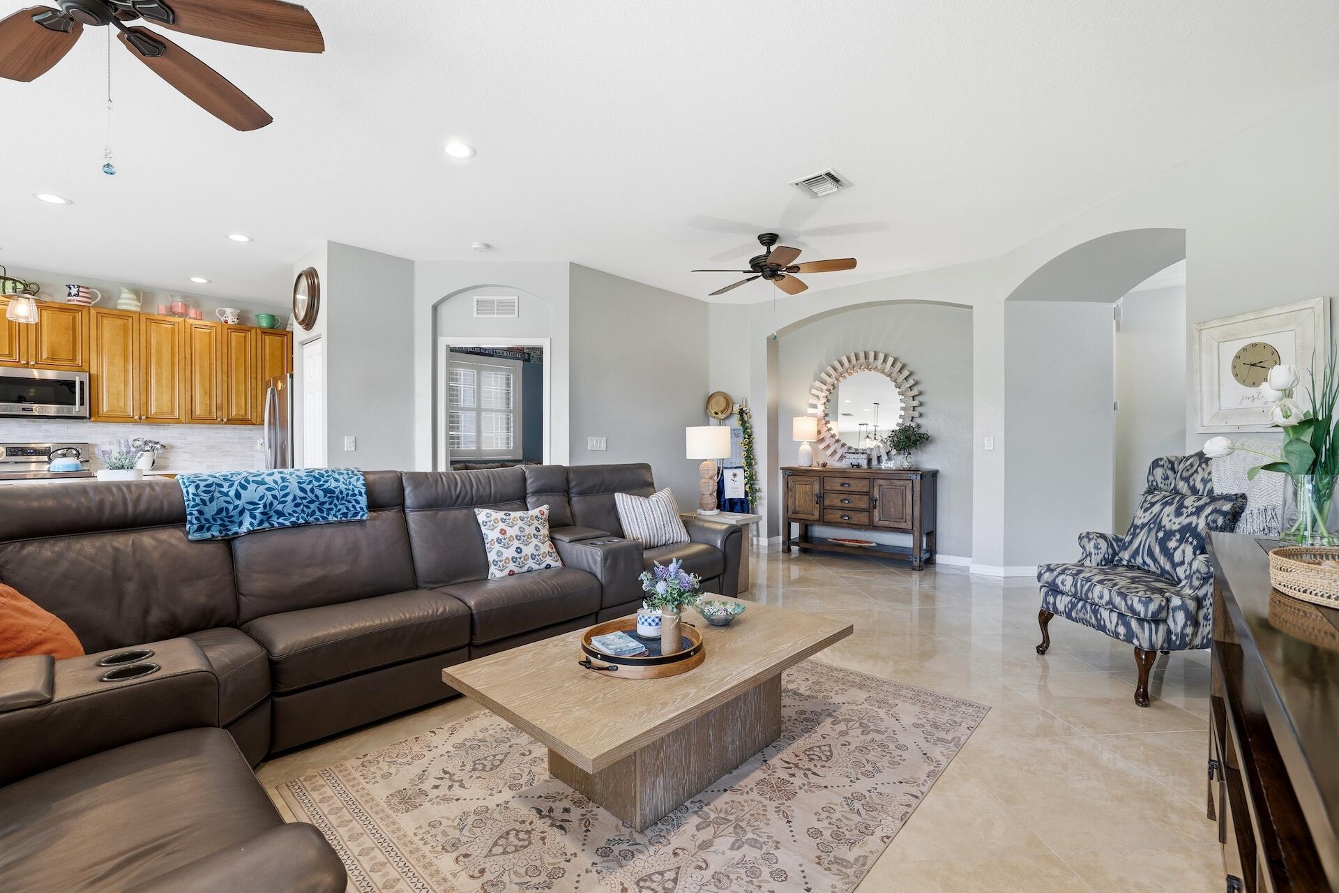 2101 Wingate Bend Property Photo 5