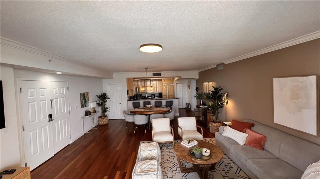 100 S Birch Road 1403f Property Photo 10