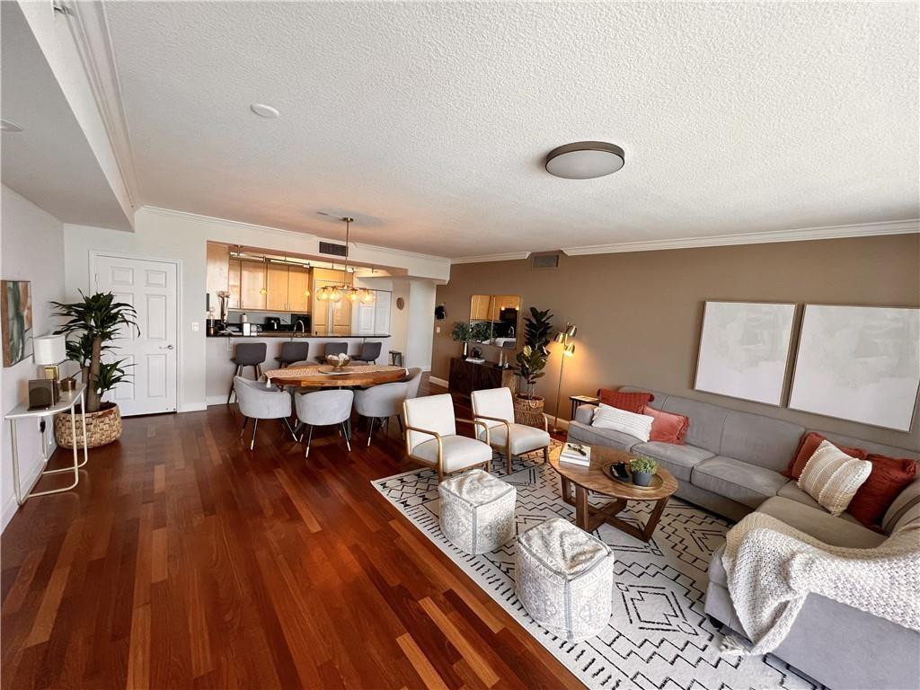 100 S Birch Road 1403f Property Photo 16