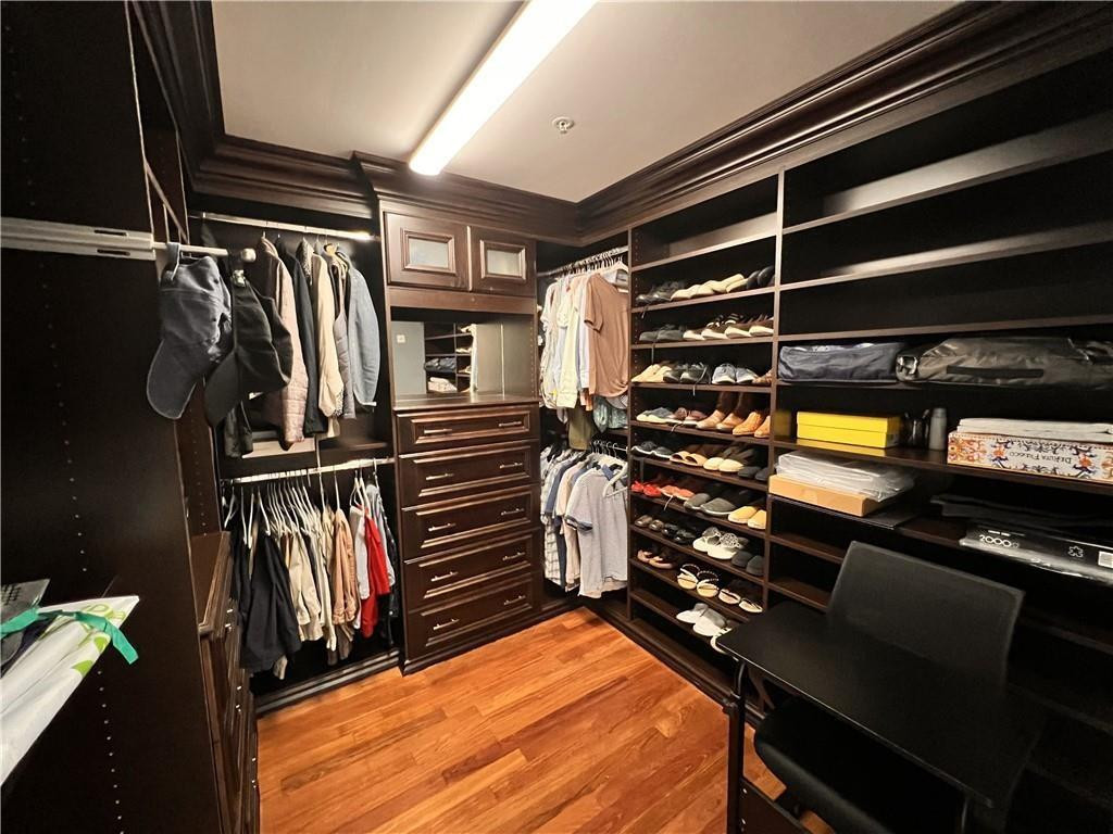 100 S Birch Road 1403f Property Photo 23