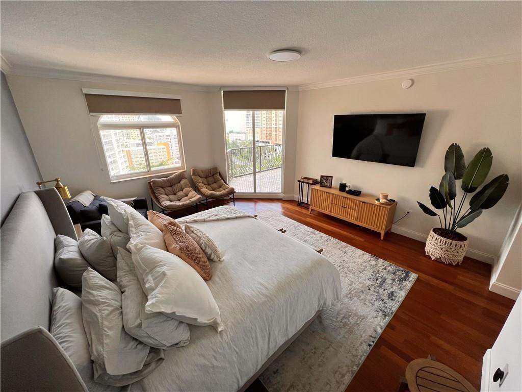 100 S Birch Road 1403f Property Photo 26