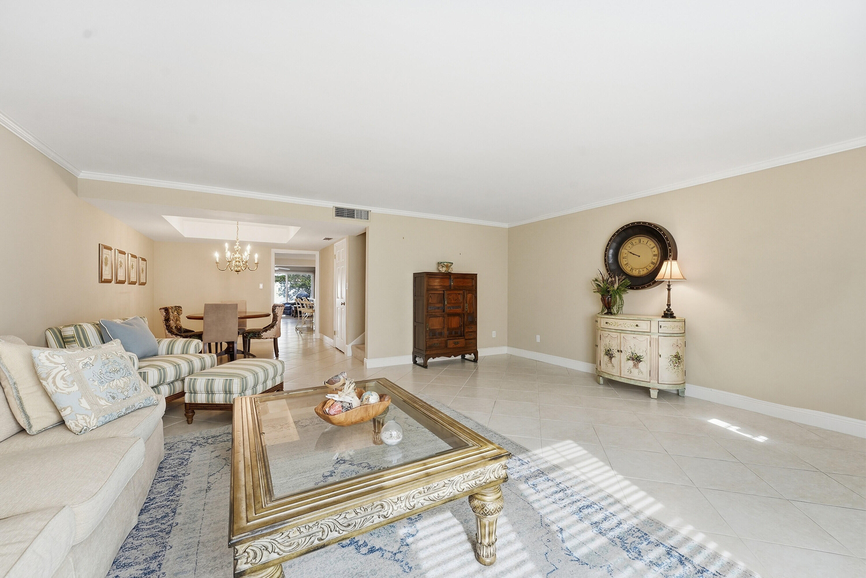 2701 Ocean Drive 1a Property Photo 6