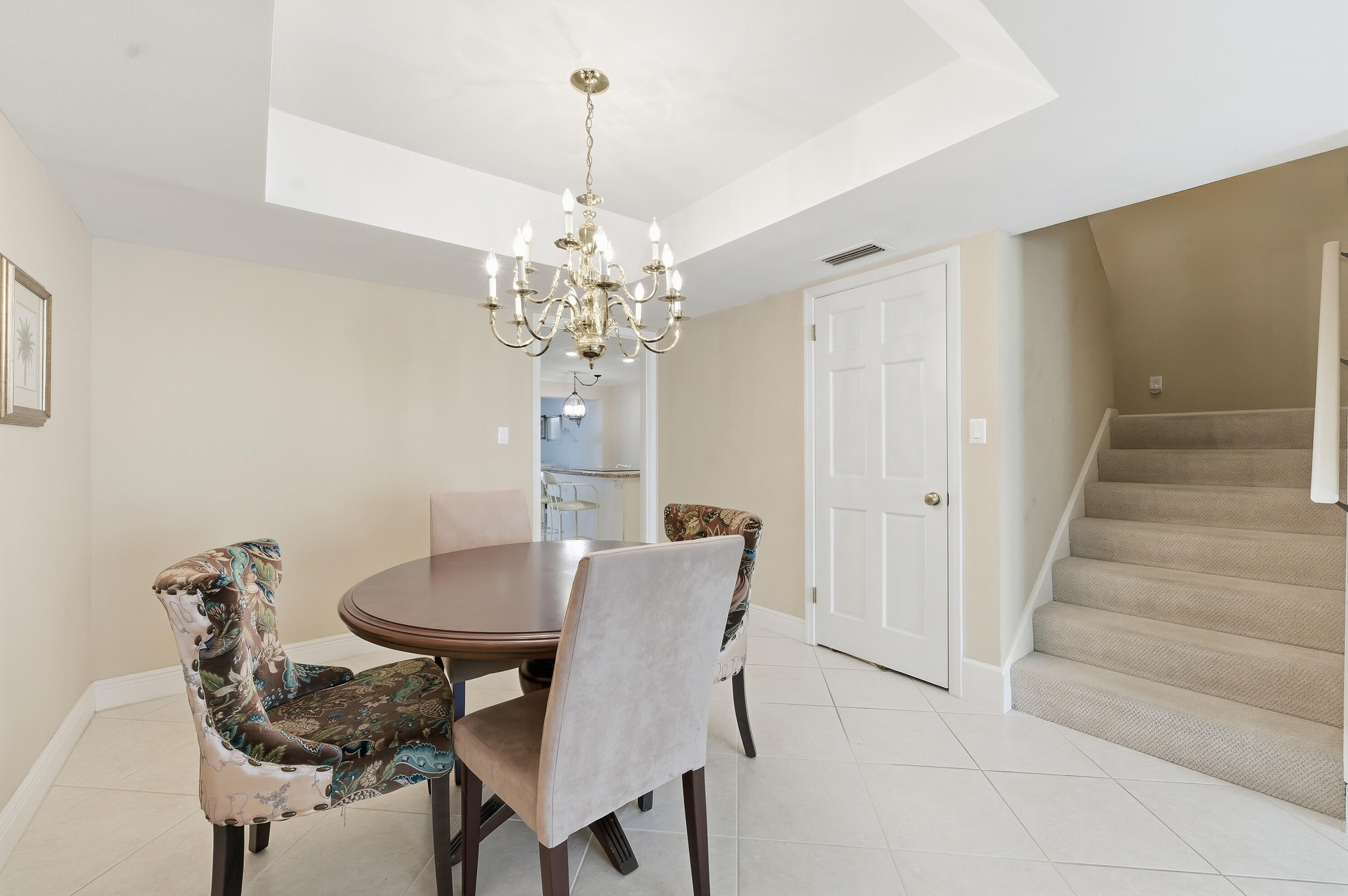 2701 Ocean Drive 1a Property Photo 8