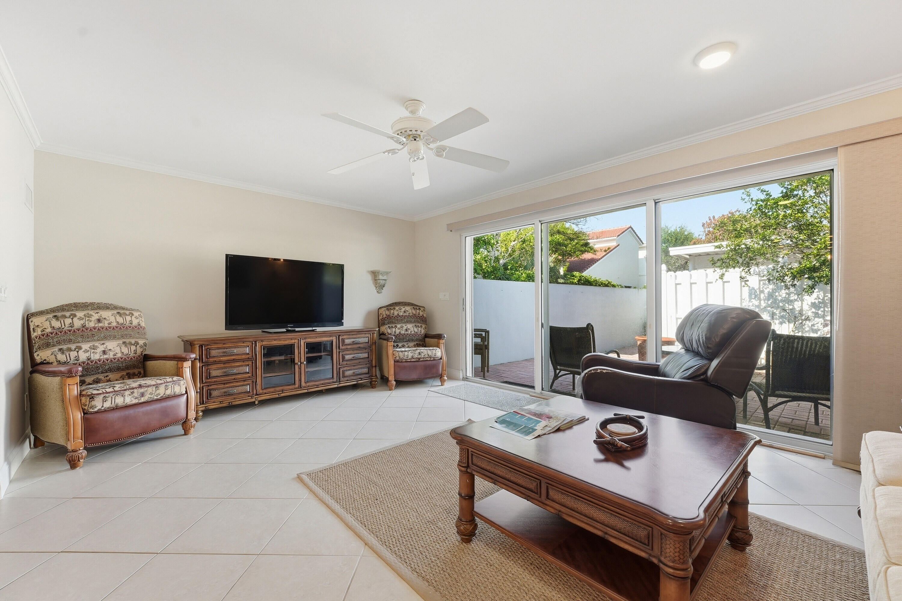 2701 Ocean Drive 1a Property Photo 11