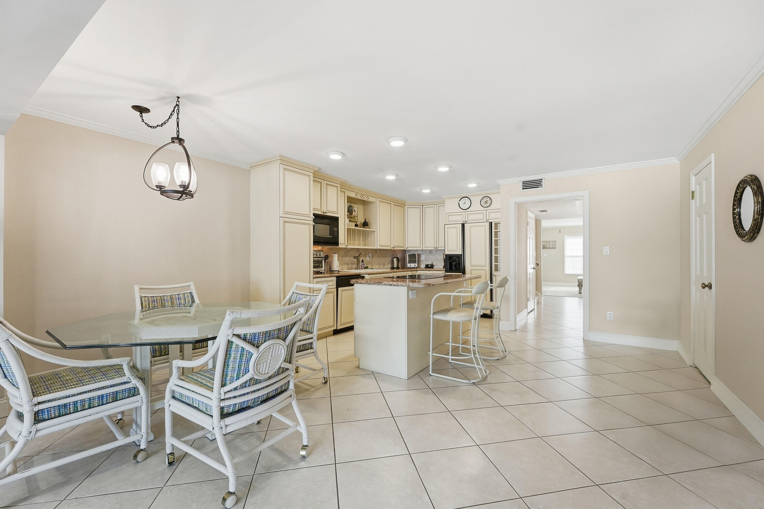 2701 Ocean Drive 1a Property Photo 14