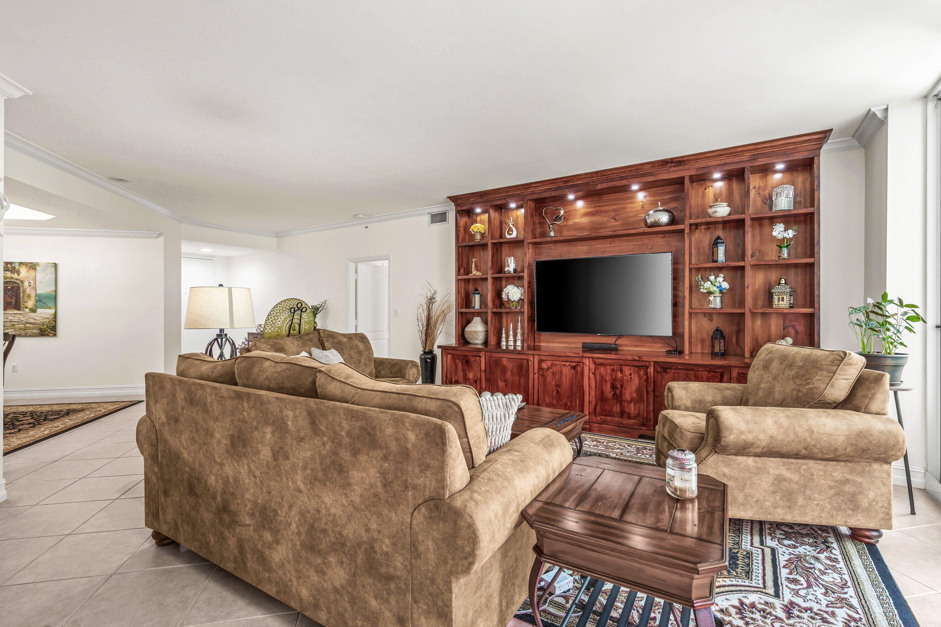 500 Se Mizner Boulevard A209 Property Photo 4