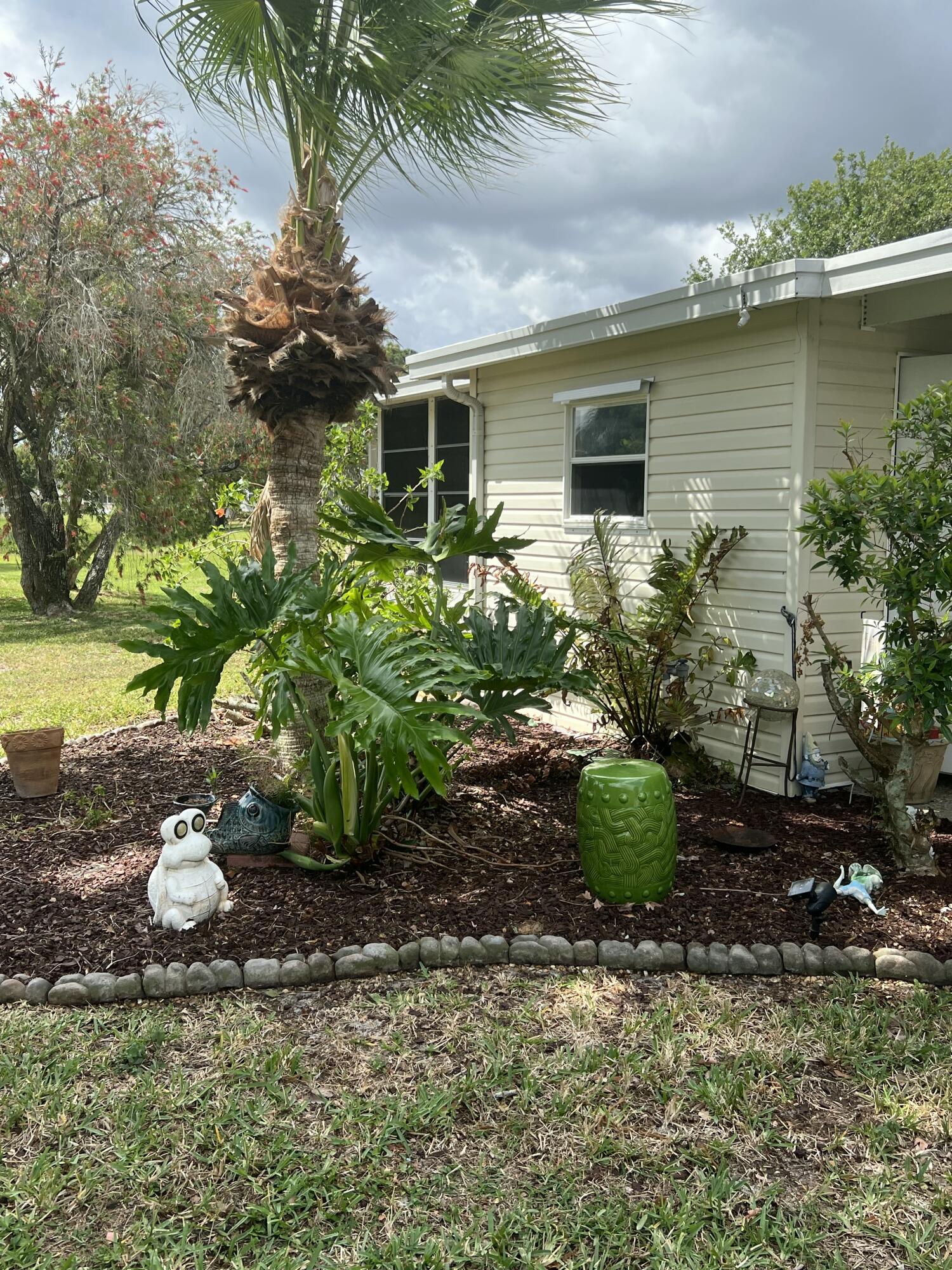3042 5 Iron Drive Property Photo 4