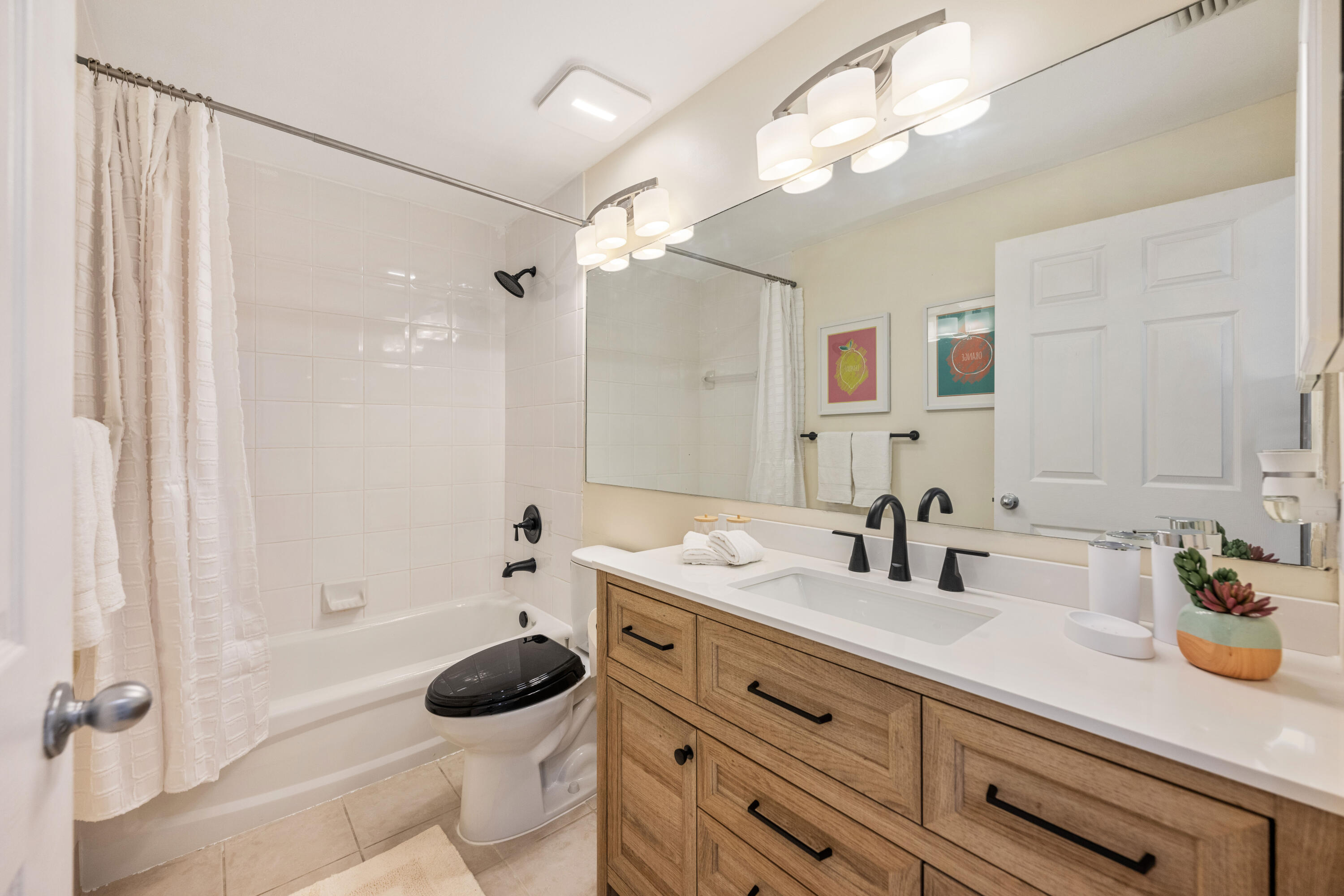 651 Okeechobee Boulevard 1107 Property Photo 14